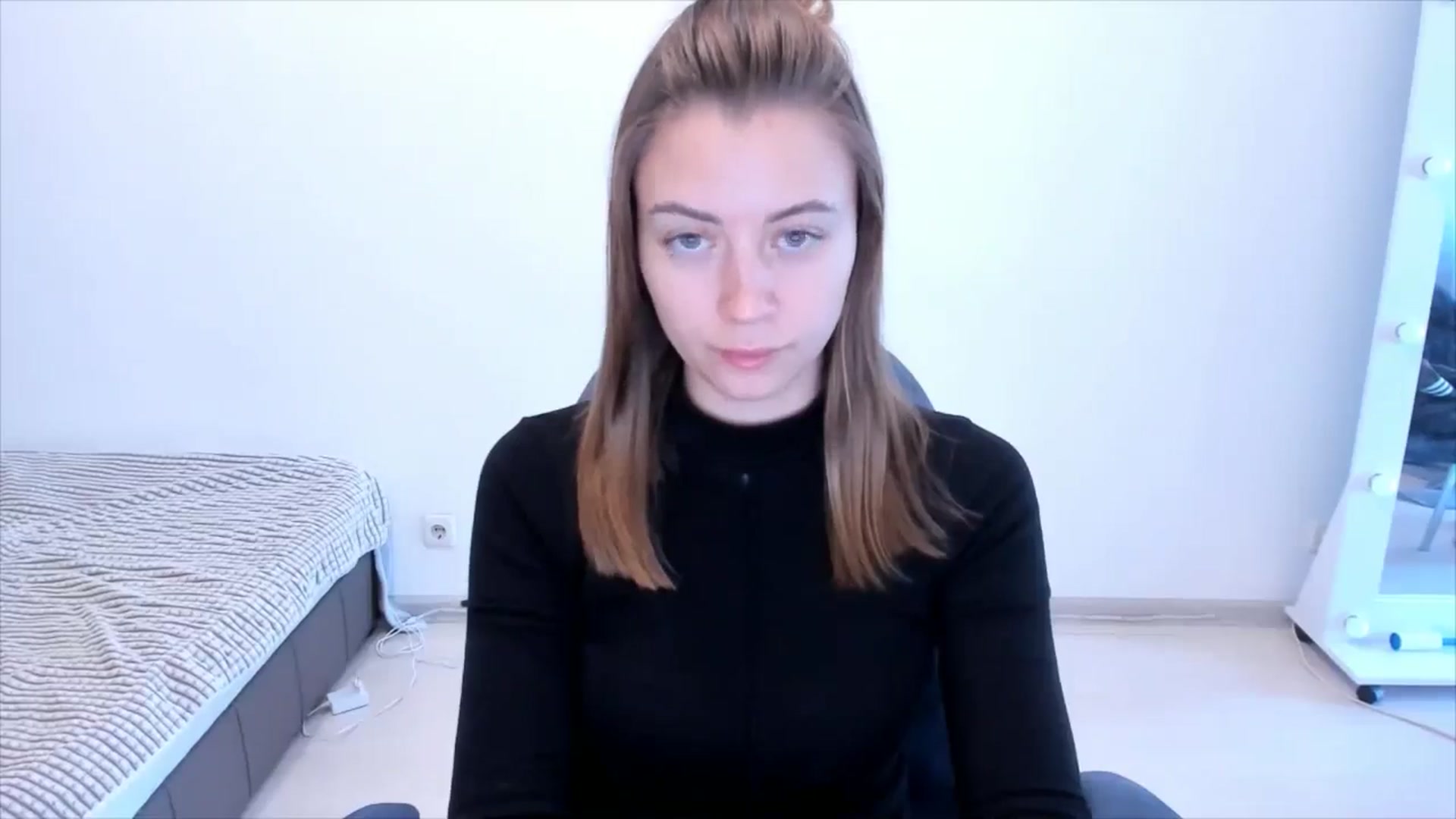 Gallery image thumbnail from Sulfate0's myfreecams stream on, 11/05/2024, 08:31 image 11 of 20