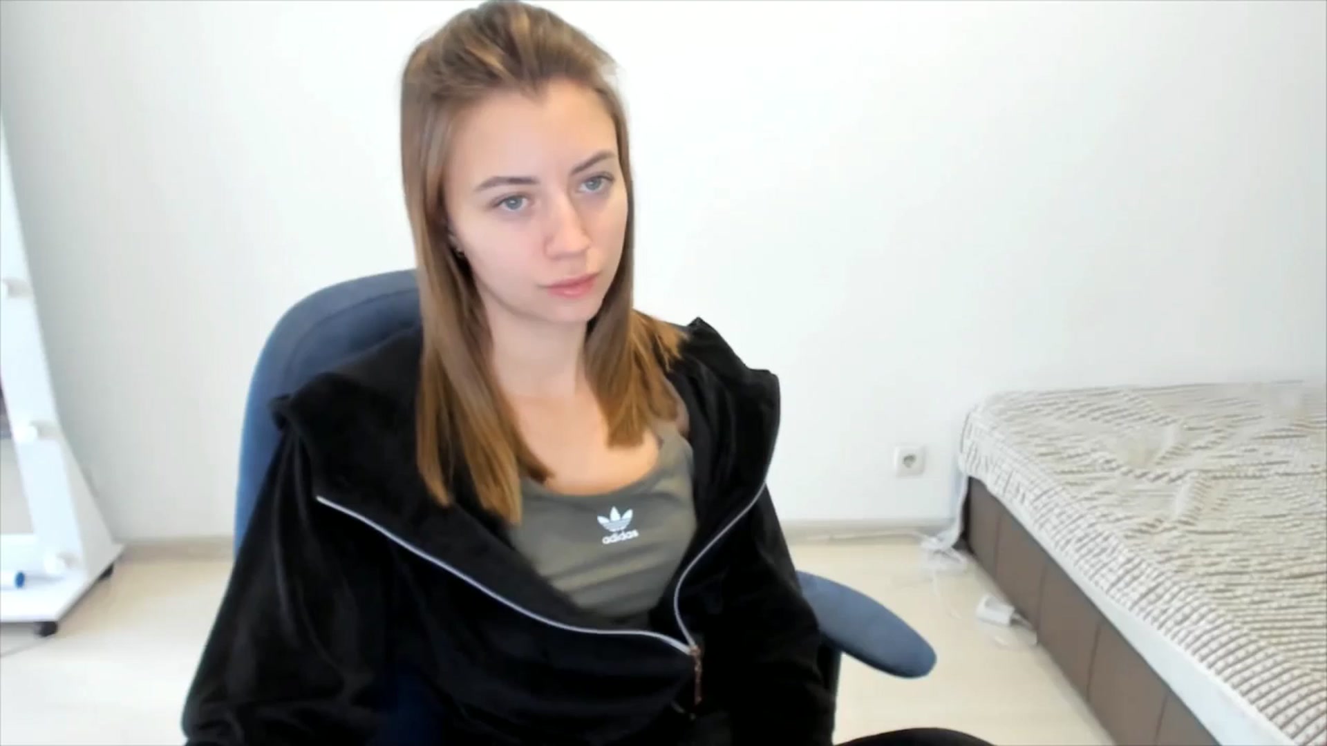 Gallery image thumbnail from Sulfate0's myfreecams stream on, 11/06/2024, 08:26 image 17 of 20