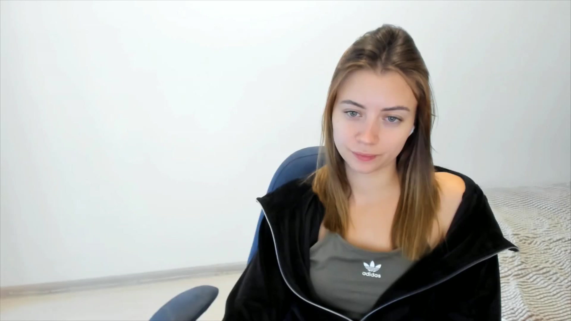 Gallery image thumbnail from Sulfate0's myfreecams stream on, 11/06/2024, 09:26 image 17 of 20