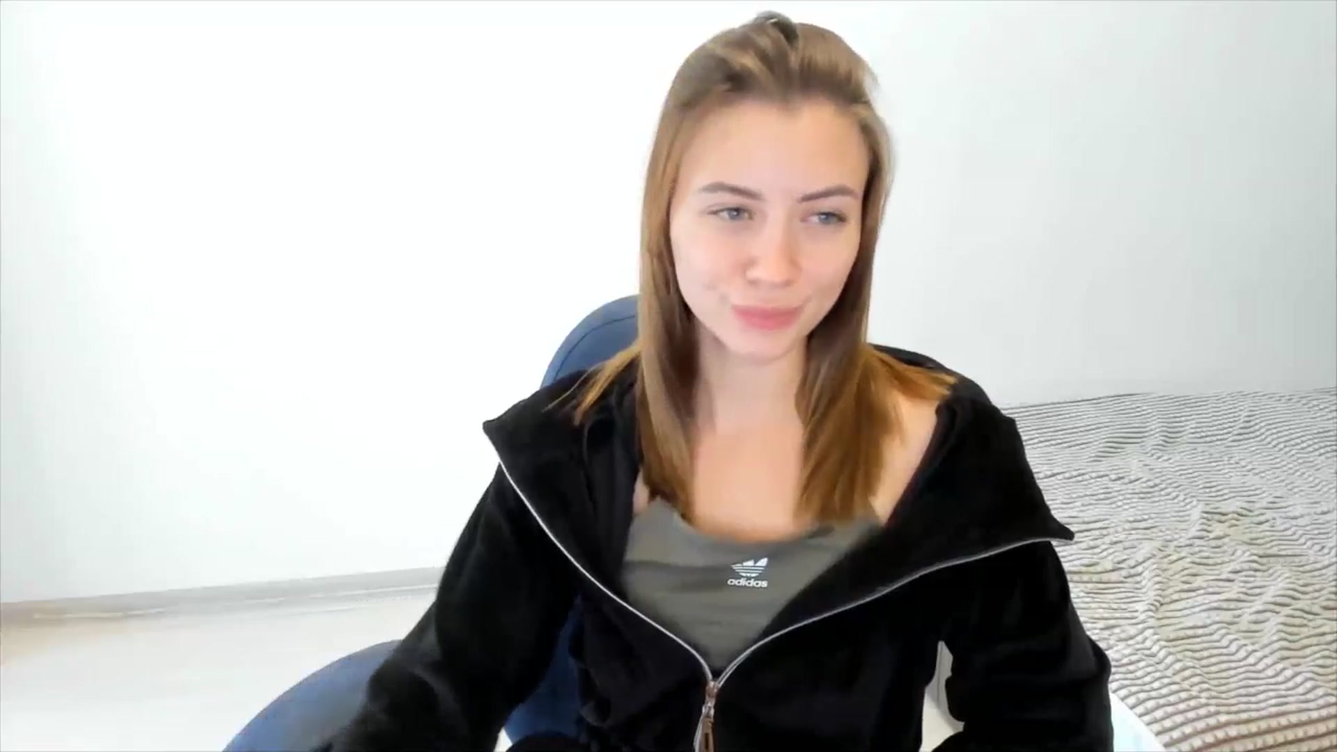 Gallery image thumbnail from Sulfate0's myfreecams stream on, 11/06/2024, 11:17 image 3 of 20
