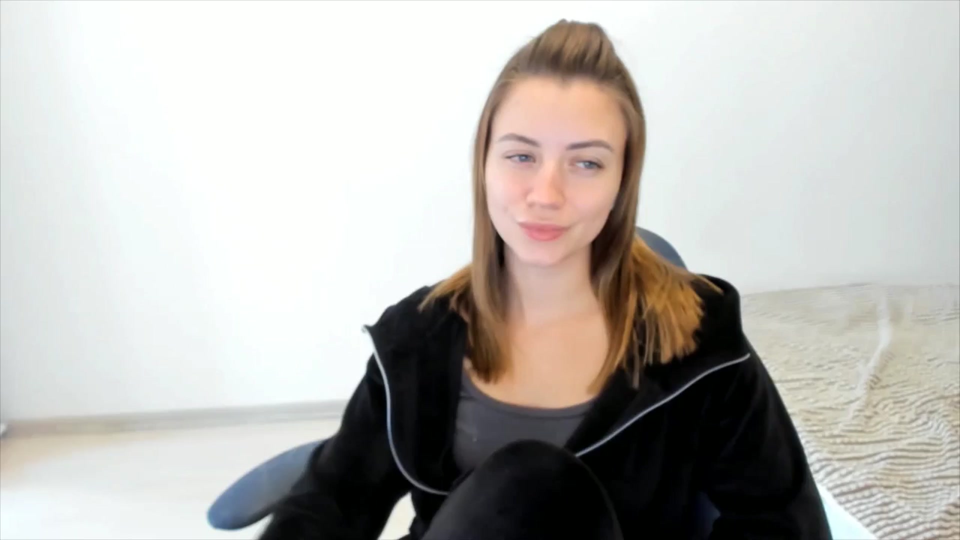 Gallery image thumbnail from Sulfate0's myfreecams stream on, 11/07/2024, 10:53 image 2 of 20