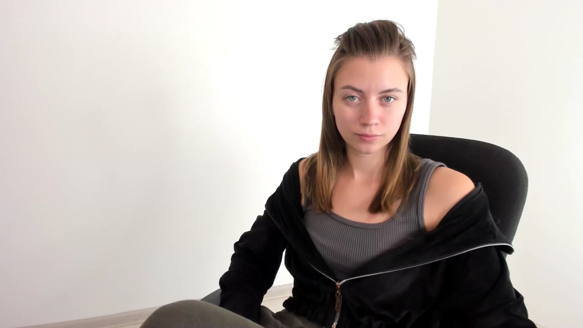 Gallery image thumbnail from Sulfate0's myfreecams stream on, 11/09/2024, 12:06 image 4 of 20