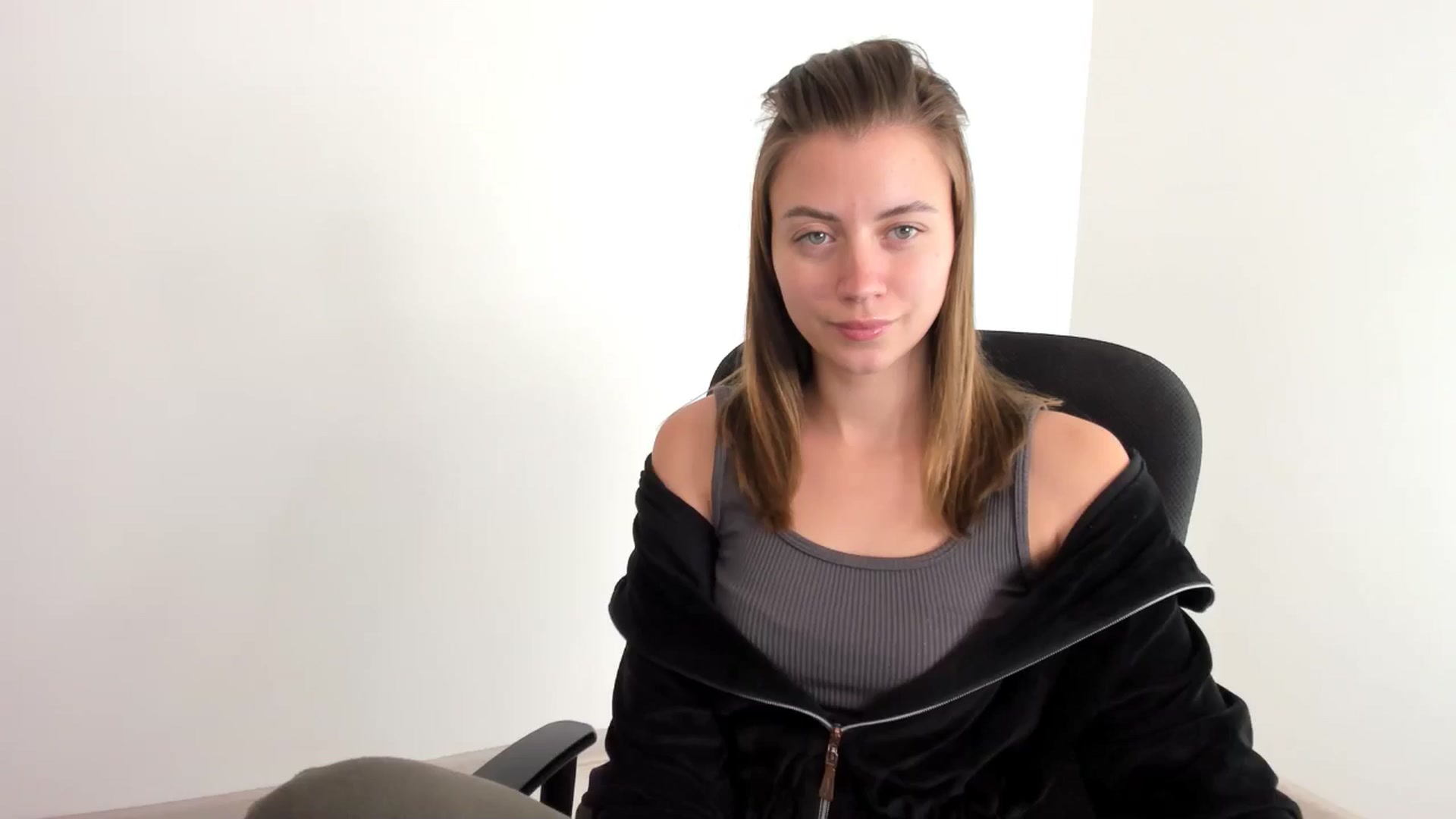 Gallery image thumbnail from Sulfate0's myfreecams stream on, 11/09/2024, 12:06 image 1 of 20