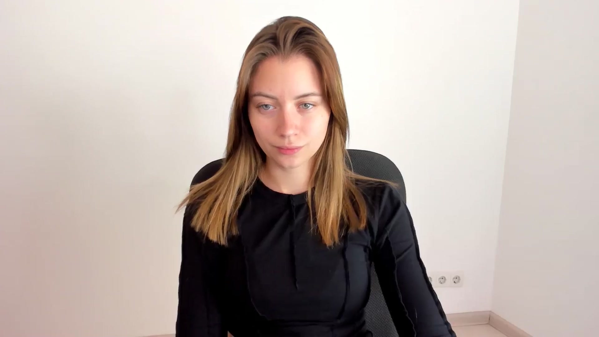 Gallery image thumbnail from Sulfate0's myfreecams stream on, 11/12/2024, 09:23 image 9 of 20
