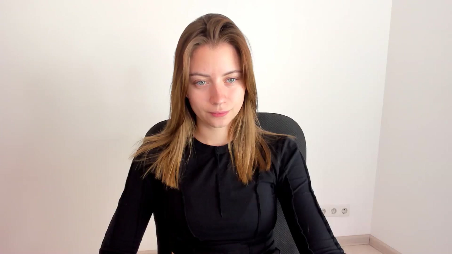 Gallery image thumbnail from Sulfate0's myfreecams stream on, 11/12/2024, 09:23 image 10 of 20