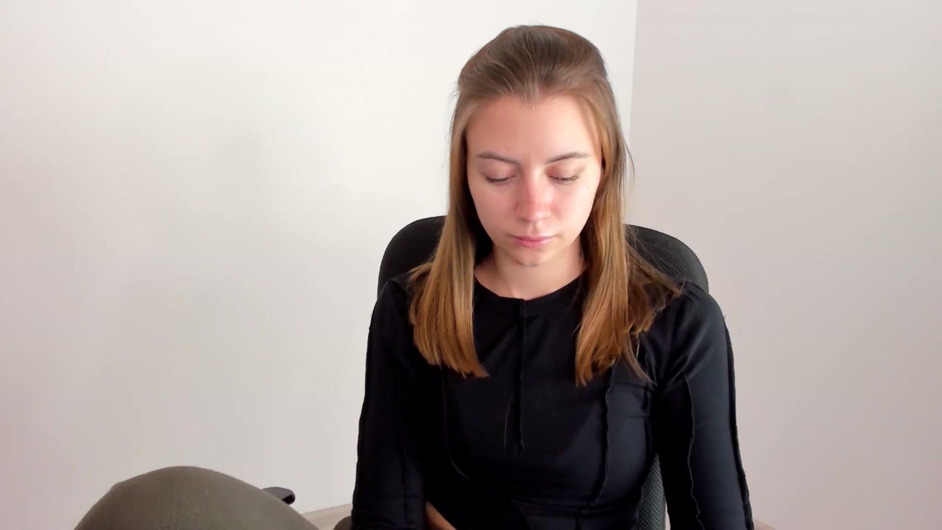 Gallery image thumbnail from Sulfate0's myfreecams stream on, 11/16/2024, 10:03 image 2 of 20