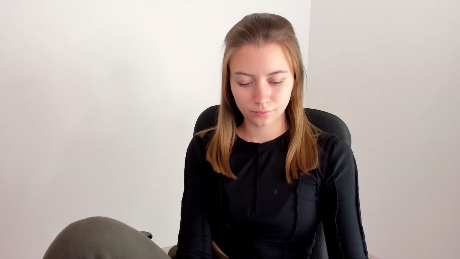 Gallery image thumbnail from Sulfate0's myfreecams stream on, 11/16/2024, 10:03 image 6 of 20