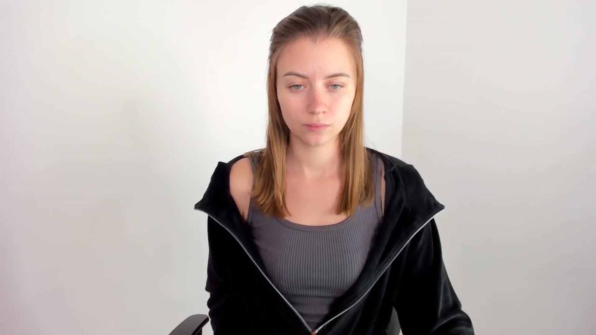 Gallery image thumbnail from Sulfate0's myfreecams stream on, 11/17/2024, 10:38 image 2 of 20