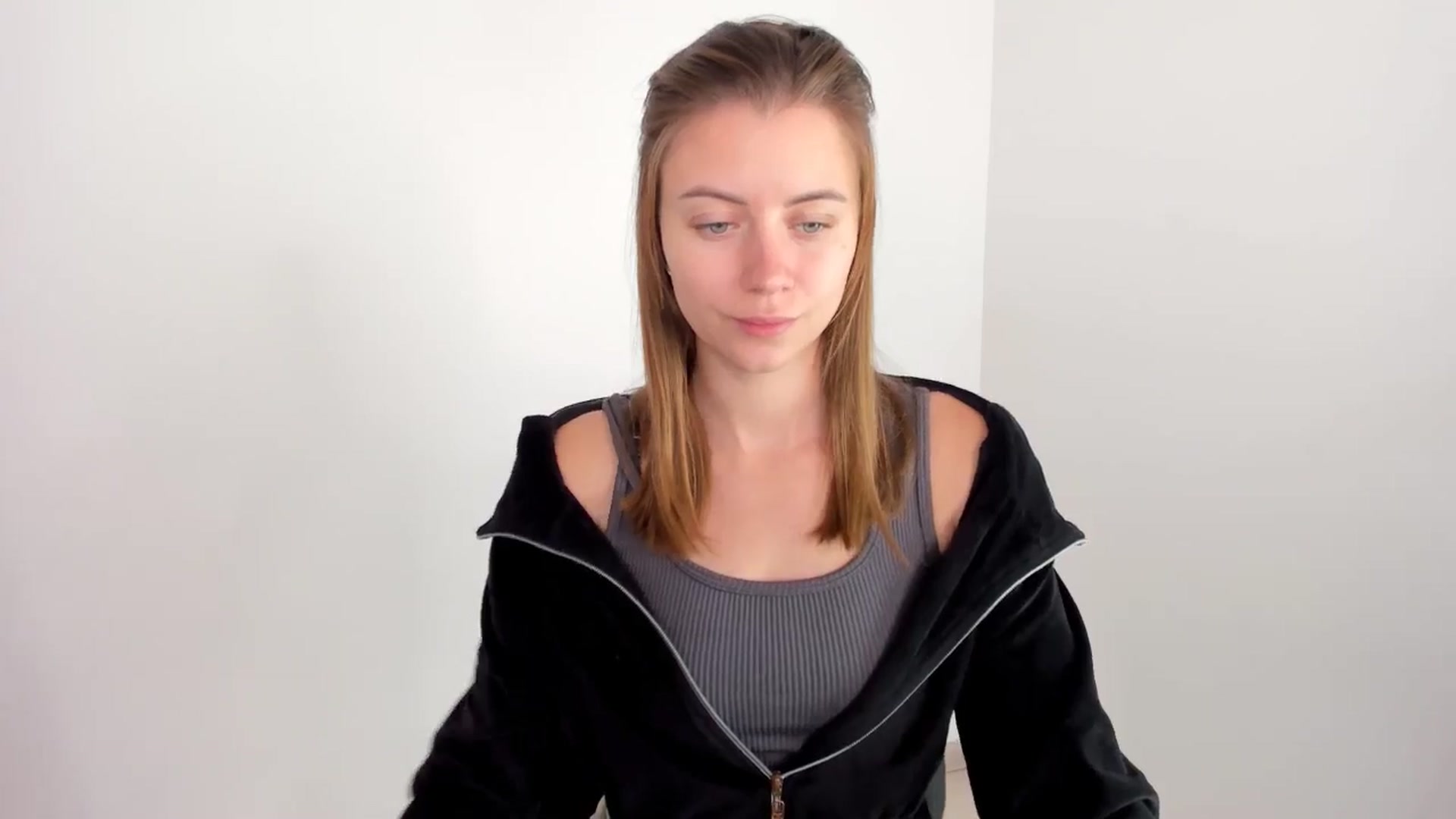 Gallery image thumbnail from Sulfate0's myfreecams stream on, 11/17/2024, 10:38 image 6 of 20