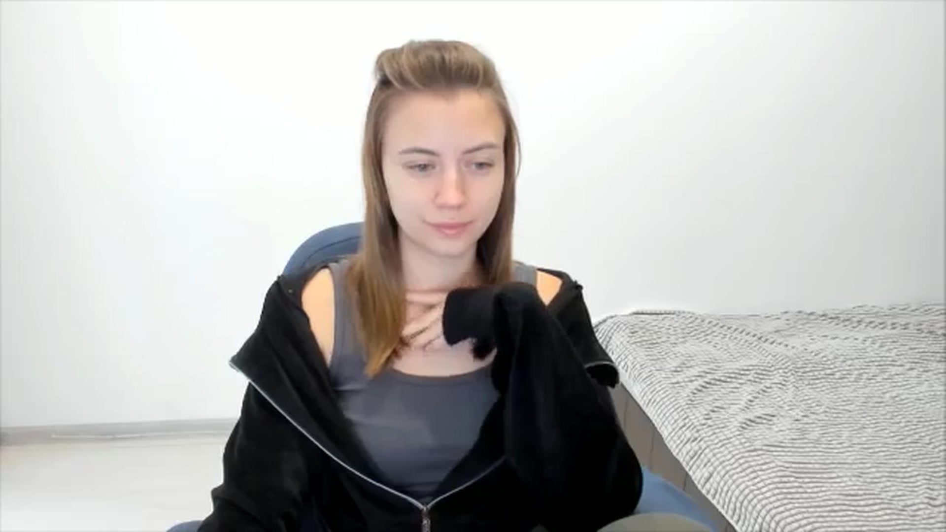 Gallery image thumbnail from Sulfate0's myfreecams stream on, 11/20/2024, 08:27 image 19 of 20