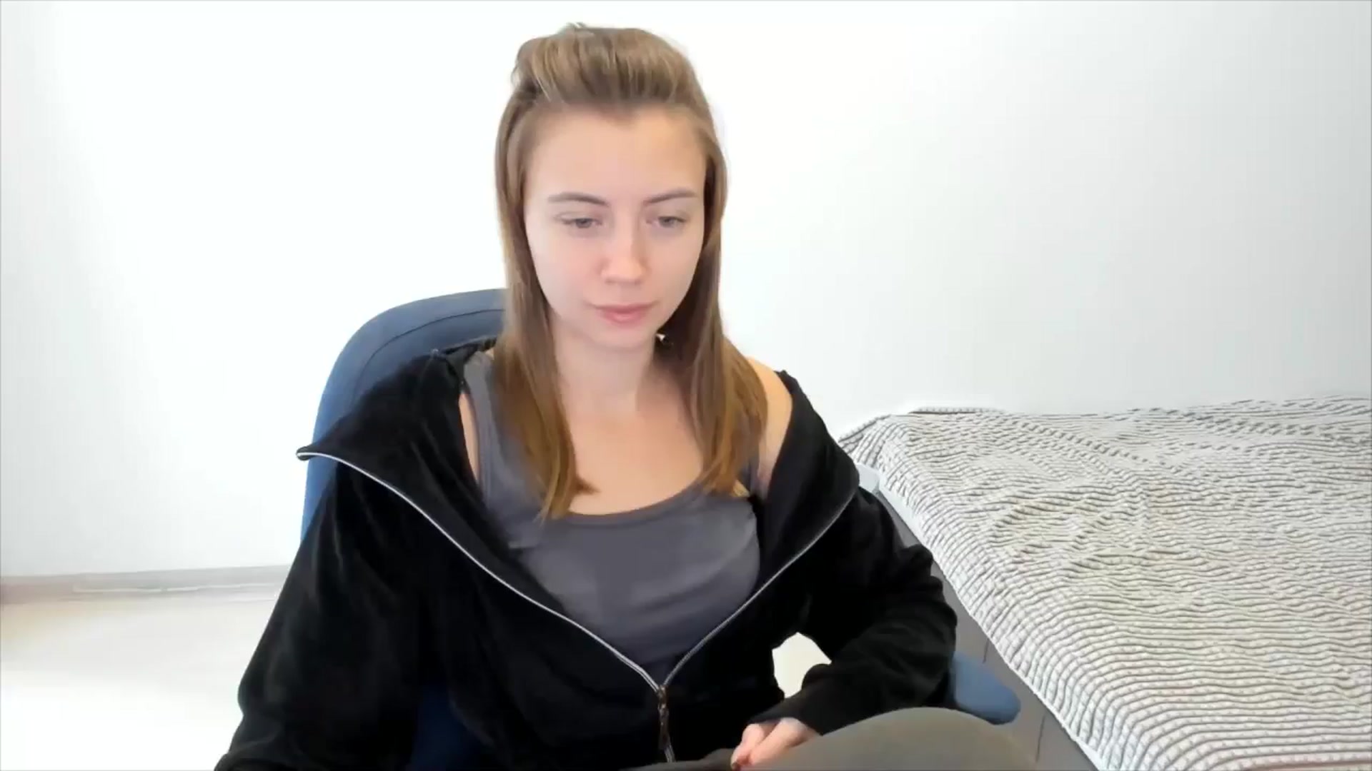 Gallery image thumbnail from Sulfate0's myfreecams stream on, 11/20/2024, 09:57 image 2 of 20