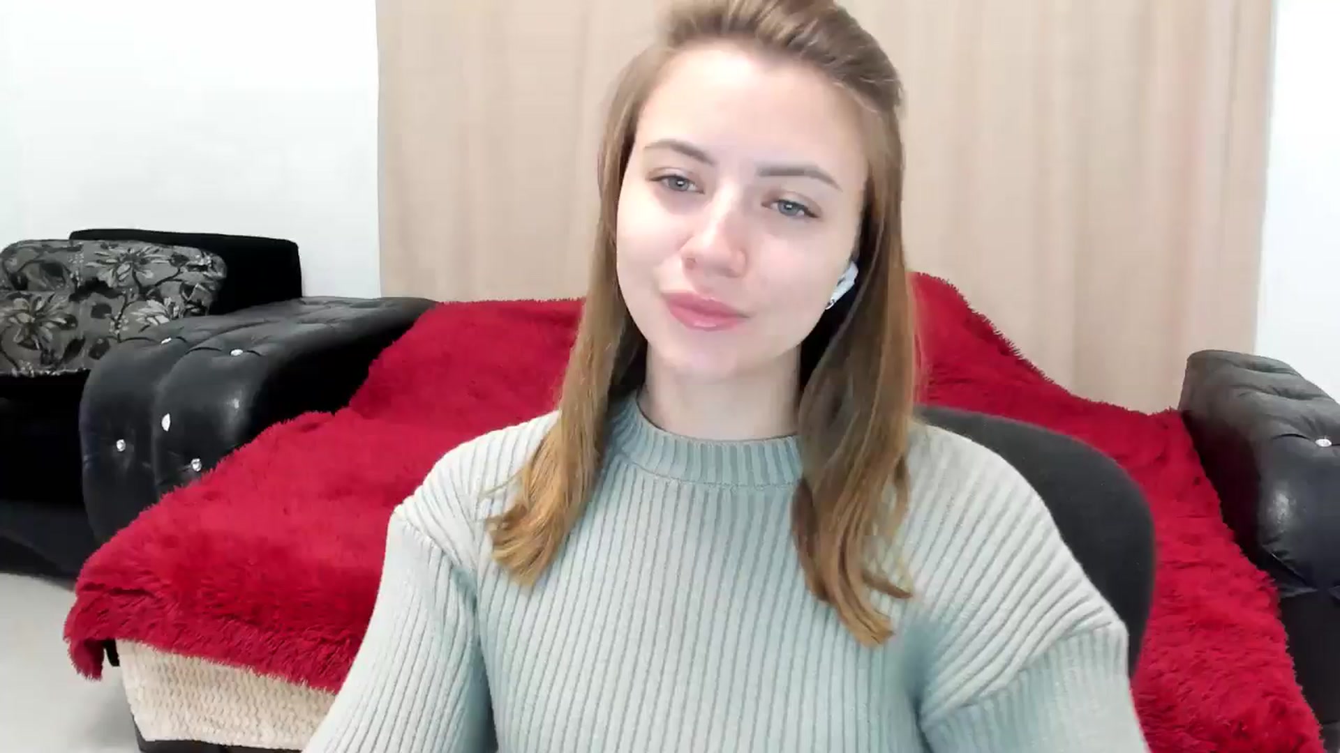 Gallery image thumbnail from Sulfate0's myfreecams stream on, 11/21/2024, 08:02 image 12 of 20
