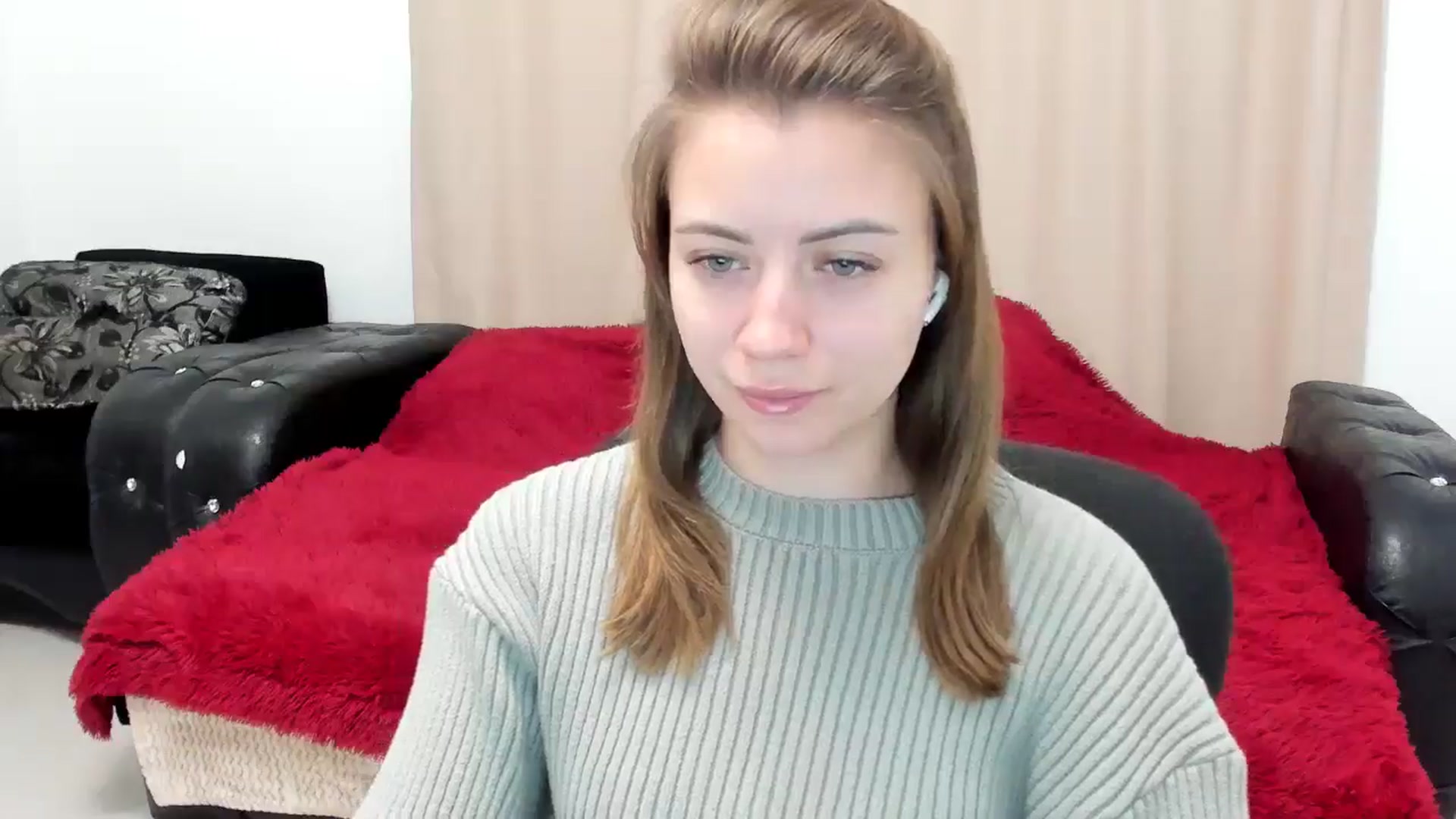 Gallery image thumbnail from Sulfate0's myfreecams stream on, 11/21/2024, 08:02 image 7 of 20