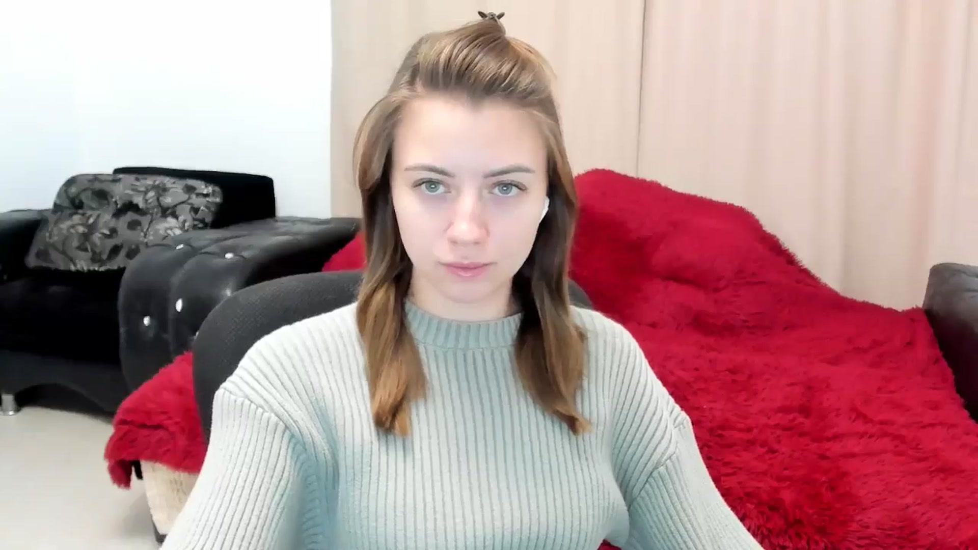 Gallery image thumbnail from Sulfate0's myfreecams stream on, 11/21/2024, 08:46 image 4 of 20