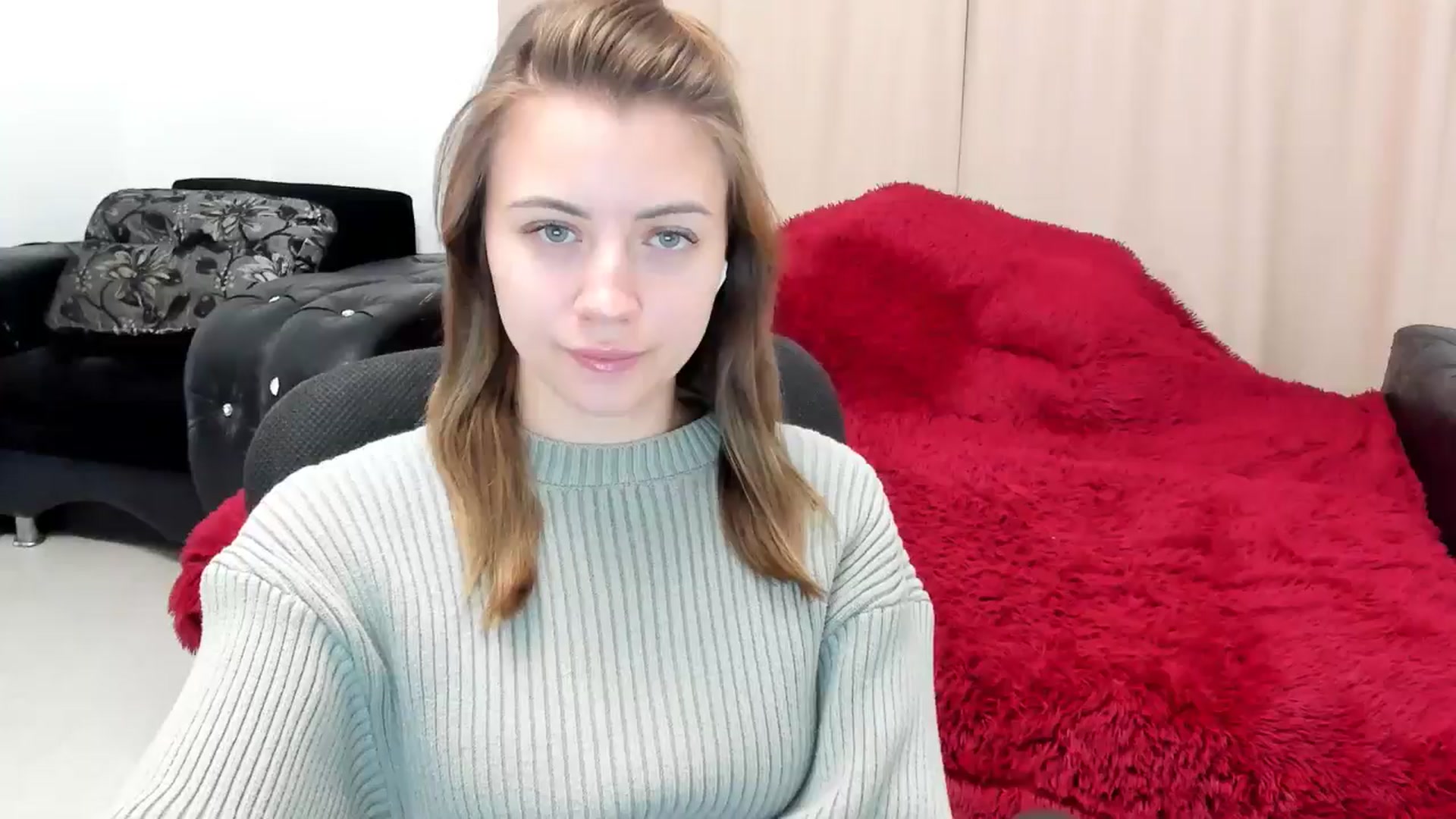 Gallery image thumbnail from Sulfate0's myfreecams stream on, 11/21/2024, 08:46 image 16 of 20