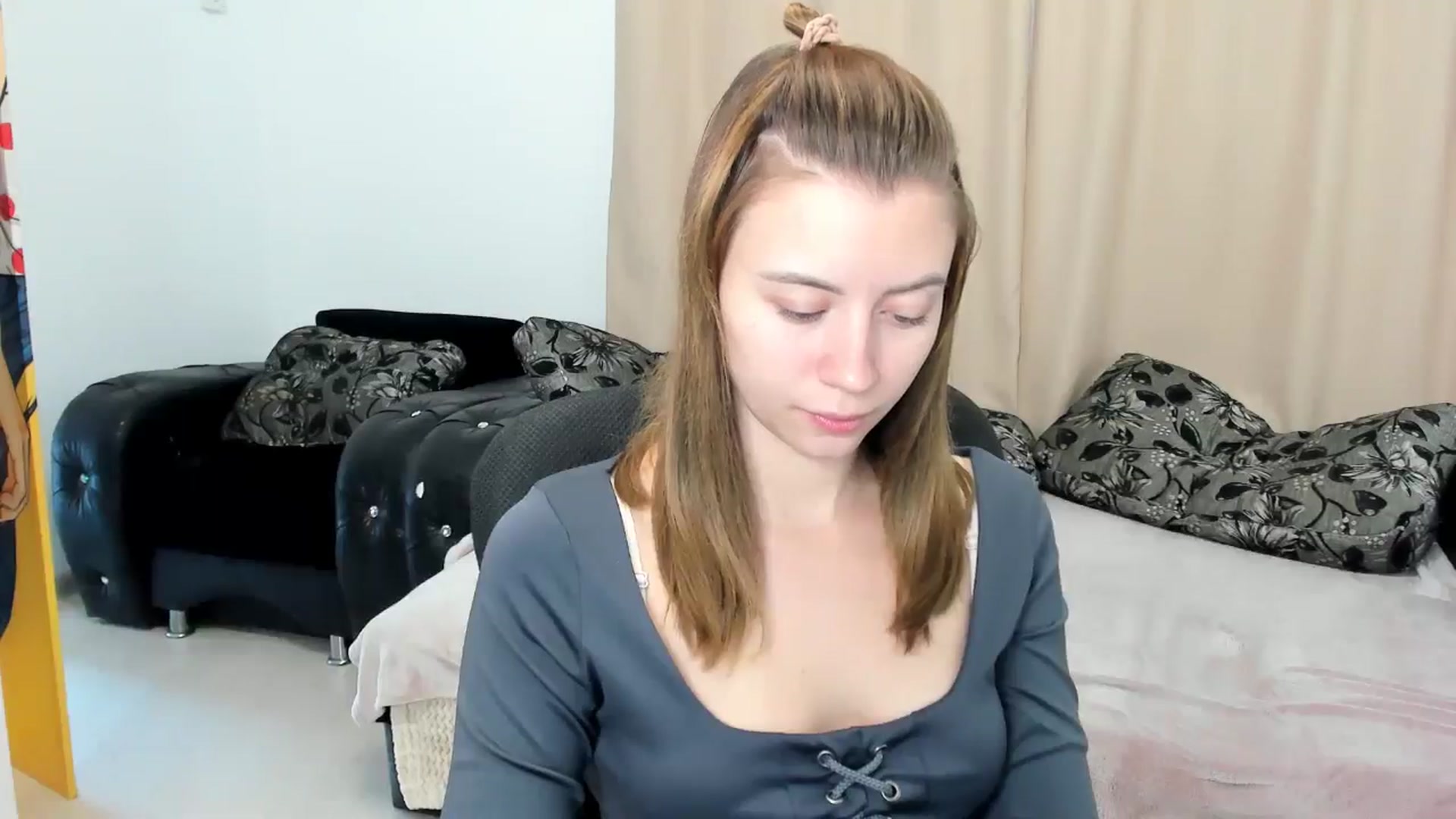 Gallery image thumbnail from Sulfate0's myfreecams stream on, 11/24/2024, 08:36 image 2 of 20
