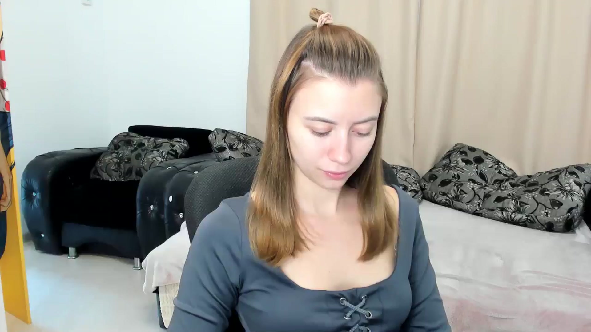 Gallery image thumbnail from Sulfate0's myfreecams stream on, 11/24/2024, 08:36 image 8 of 20