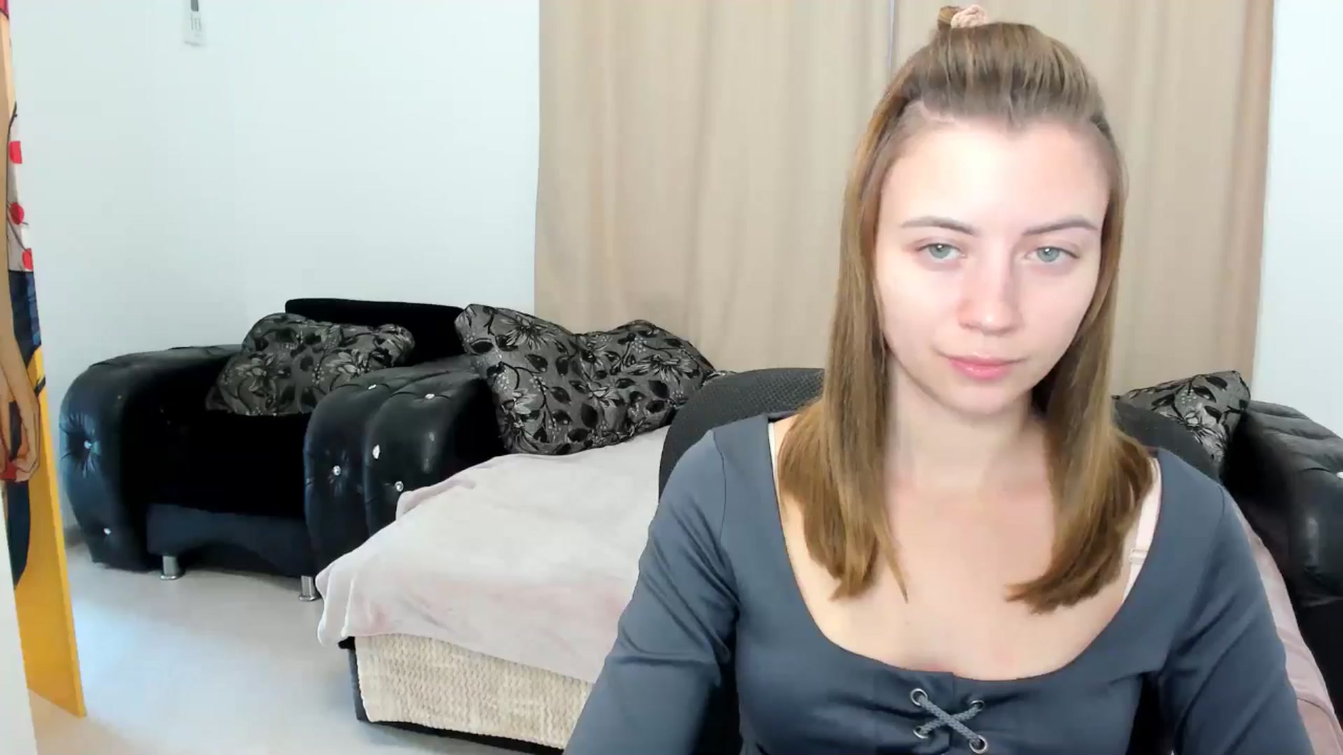 Gallery image thumbnail from Sulfate0's myfreecams stream on, 11/24/2024, 09:06 image 18 of 20