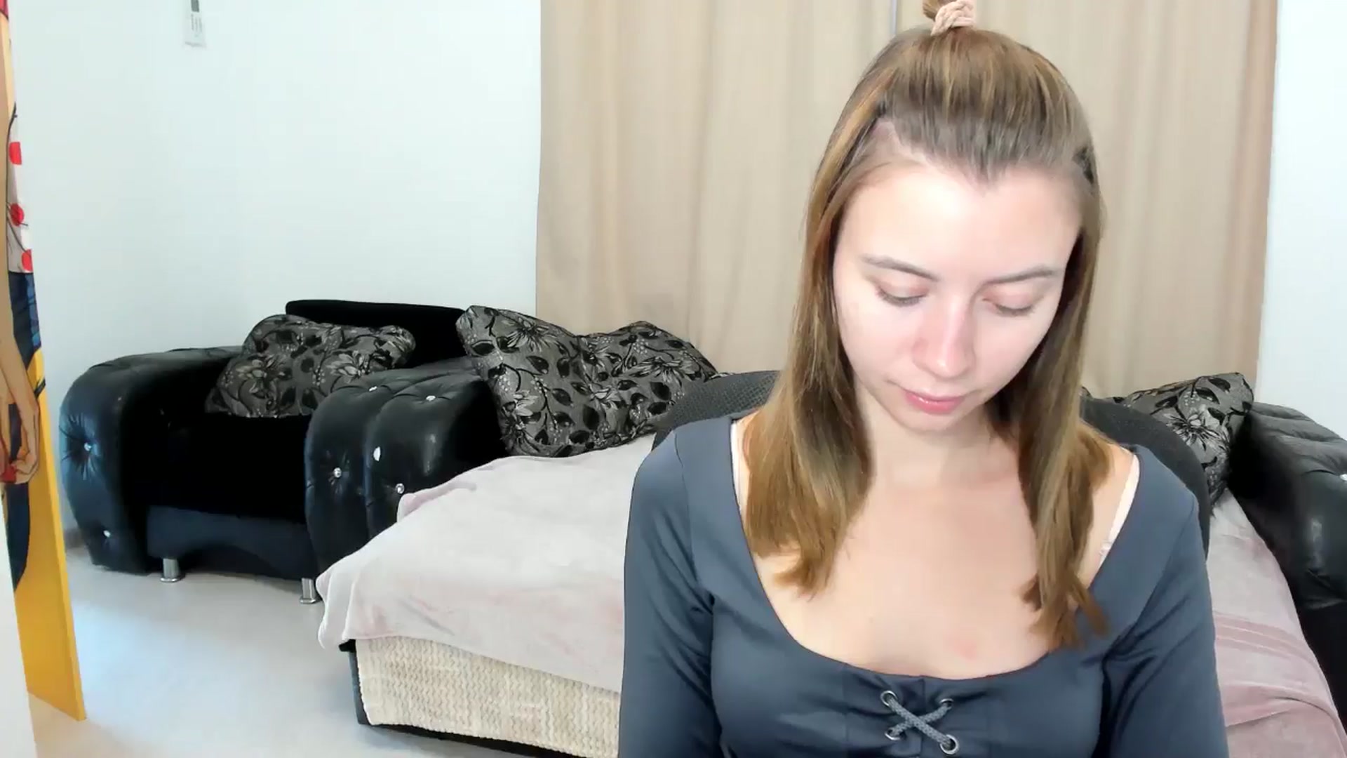 Gallery image thumbnail from Sulfate0's myfreecams stream on, 11/24/2024, 09:06 image 7 of 20