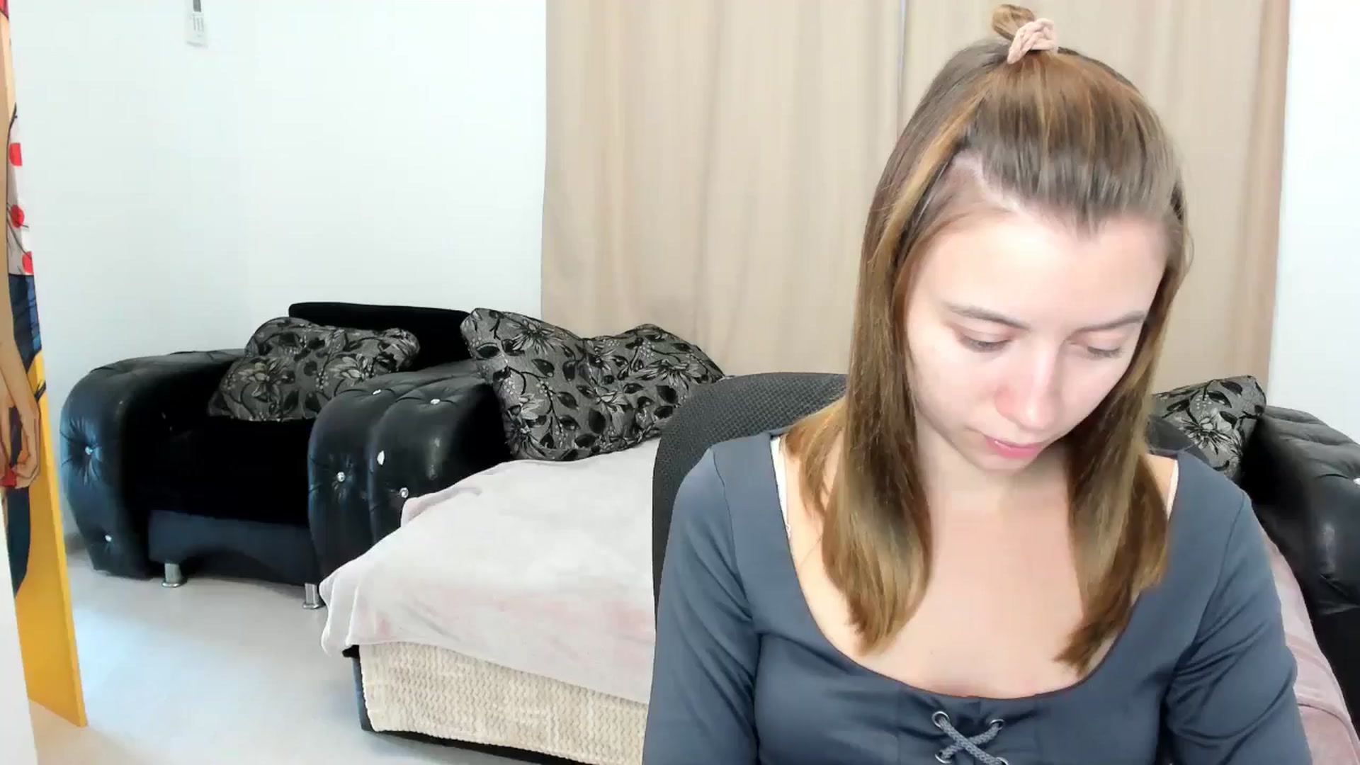 Gallery image thumbnail from Sulfate0's myfreecams stream on, 11/24/2024, 09:06 image 16 of 20