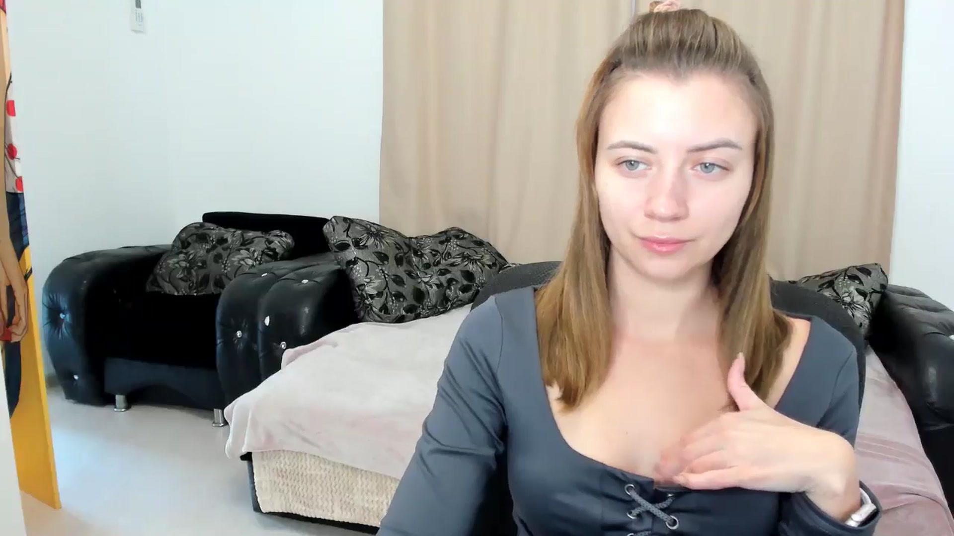 Gallery image thumbnail from Sulfate0's myfreecams stream on, 11/24/2024, 09:06 image 12 of 20