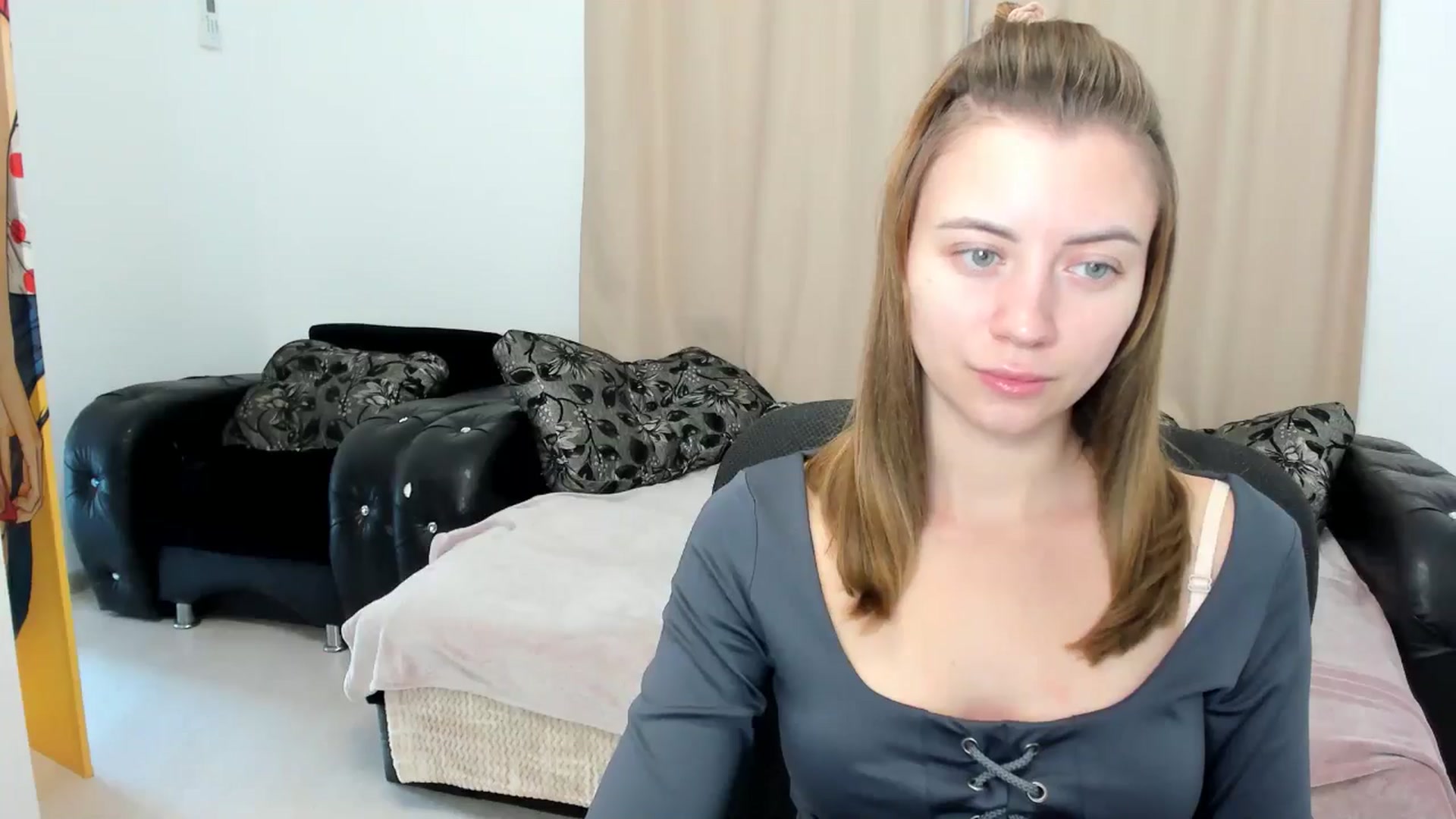 Gallery image thumbnail from Sulfate0's myfreecams stream on, 11/24/2024, 09:06 image 13 of 20