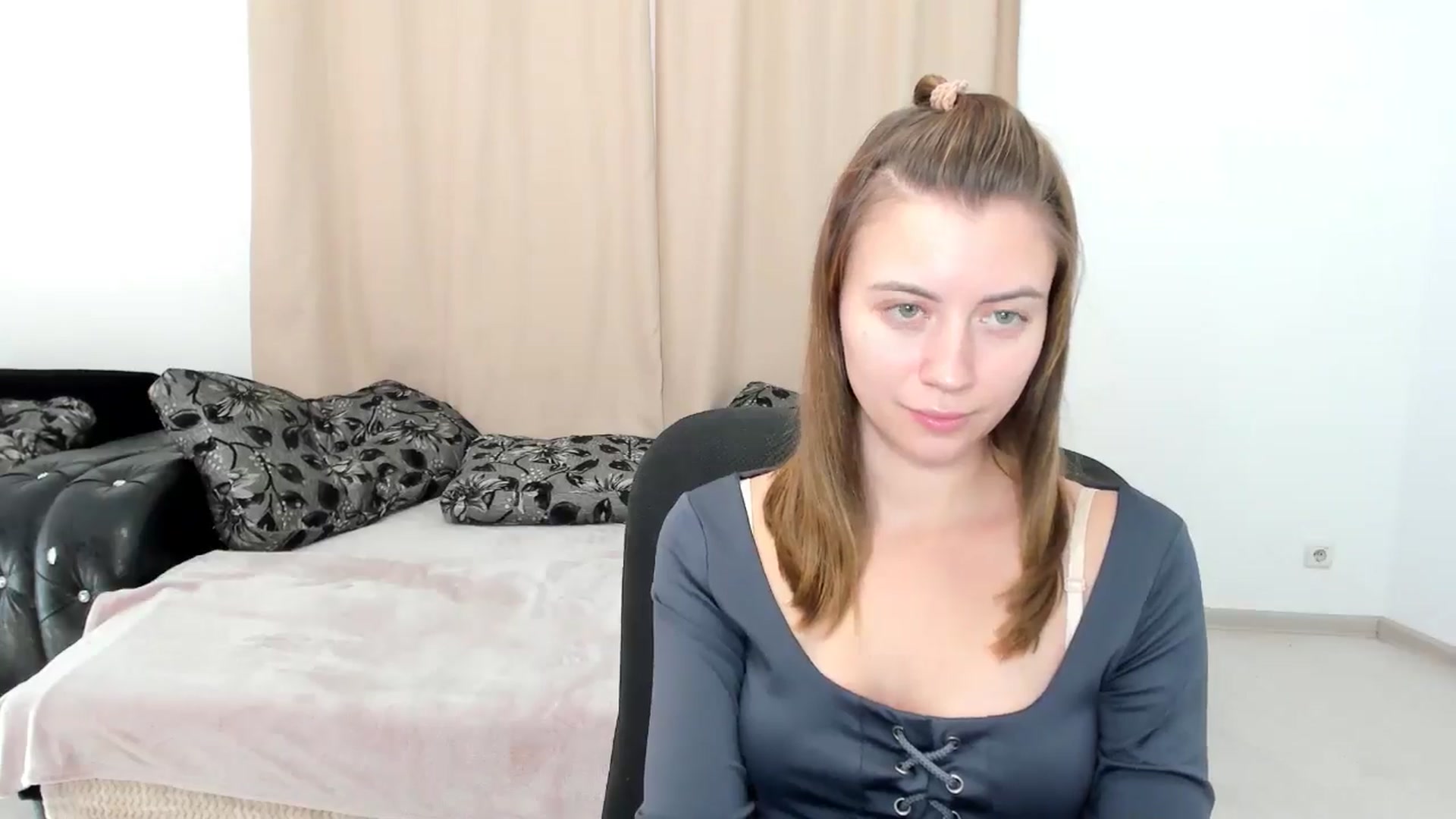 Gallery image thumbnail from Sulfate0's myfreecams stream on, 11/24/2024, 11:32 image 11 of 20