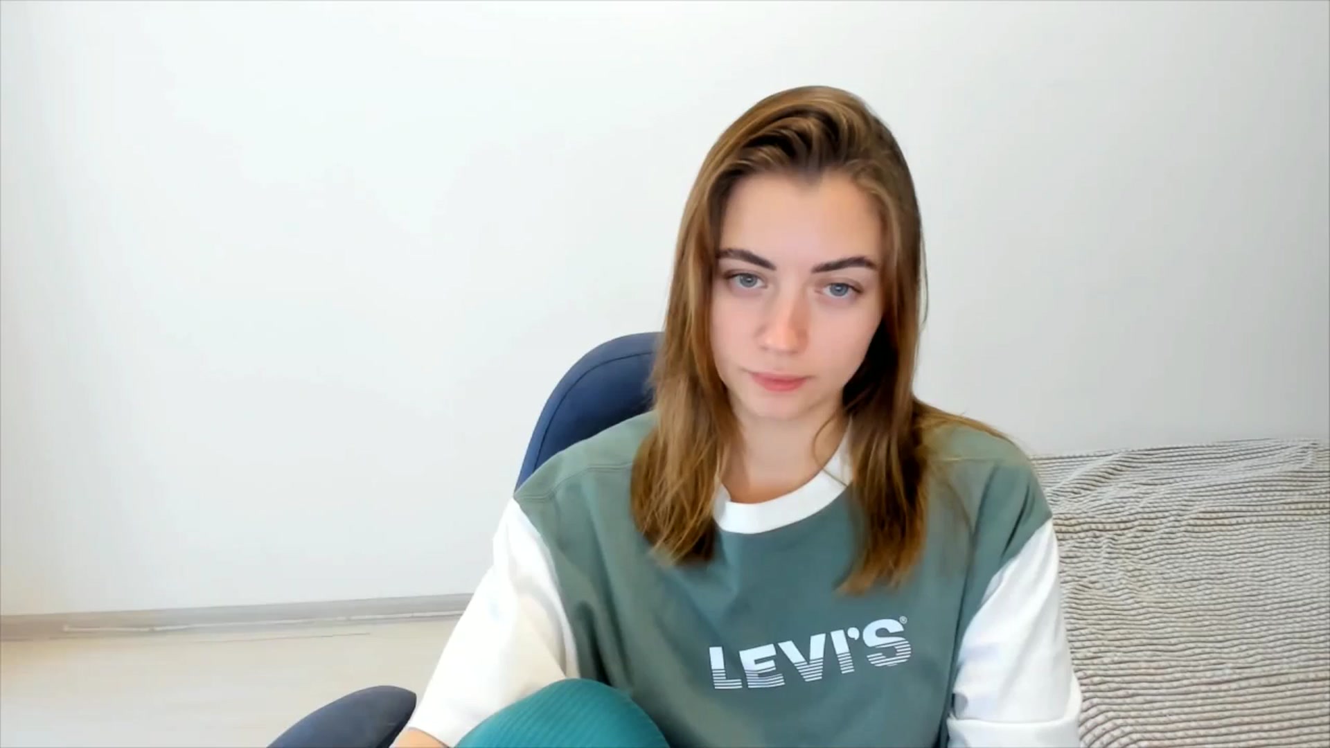 Gallery image thumbnail from Sulfate0's myfreecams stream on, 11/25/2024, 10:28 image 9 of 20