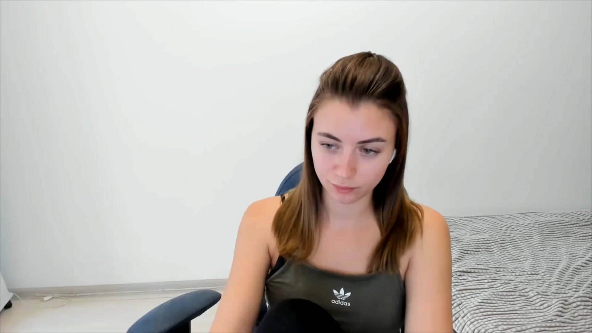 Gallery image thumbnail from Sulfate0's myfreecams stream on, 11/27/2024, 11:06 image 10 of 20