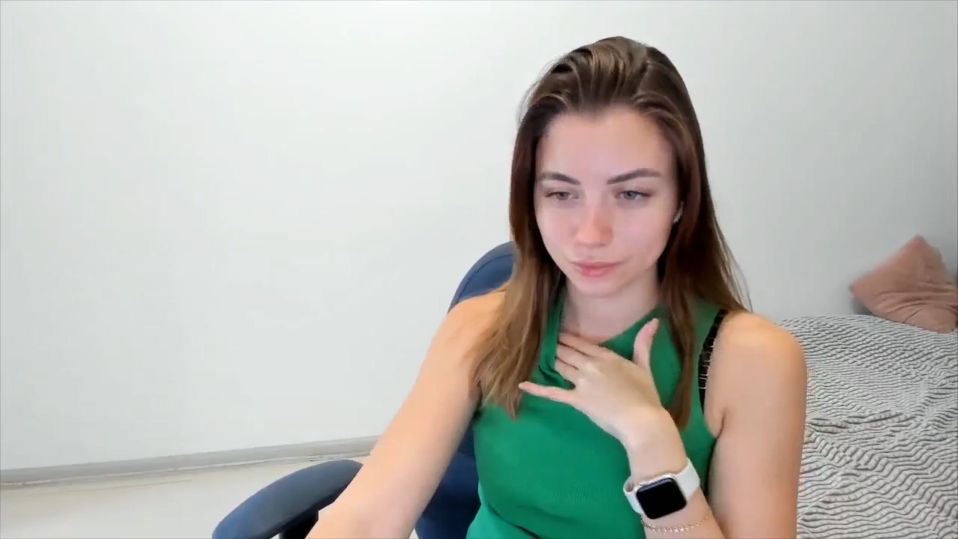 Gallery image thumbnail from Sulfate0's myfreecams stream on, 11/30/2024, 10:12 image 2 of 20