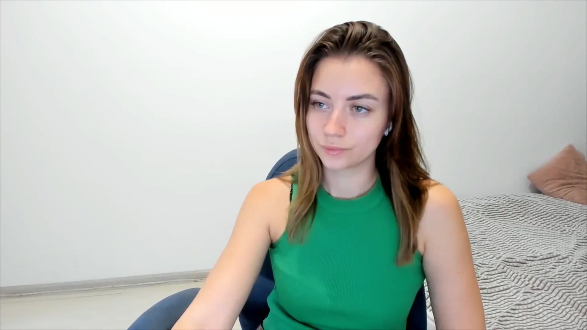Gallery image thumbnail from Sulfate0's myfreecams stream on, 11/30/2024, 10:36 image 6 of 20
