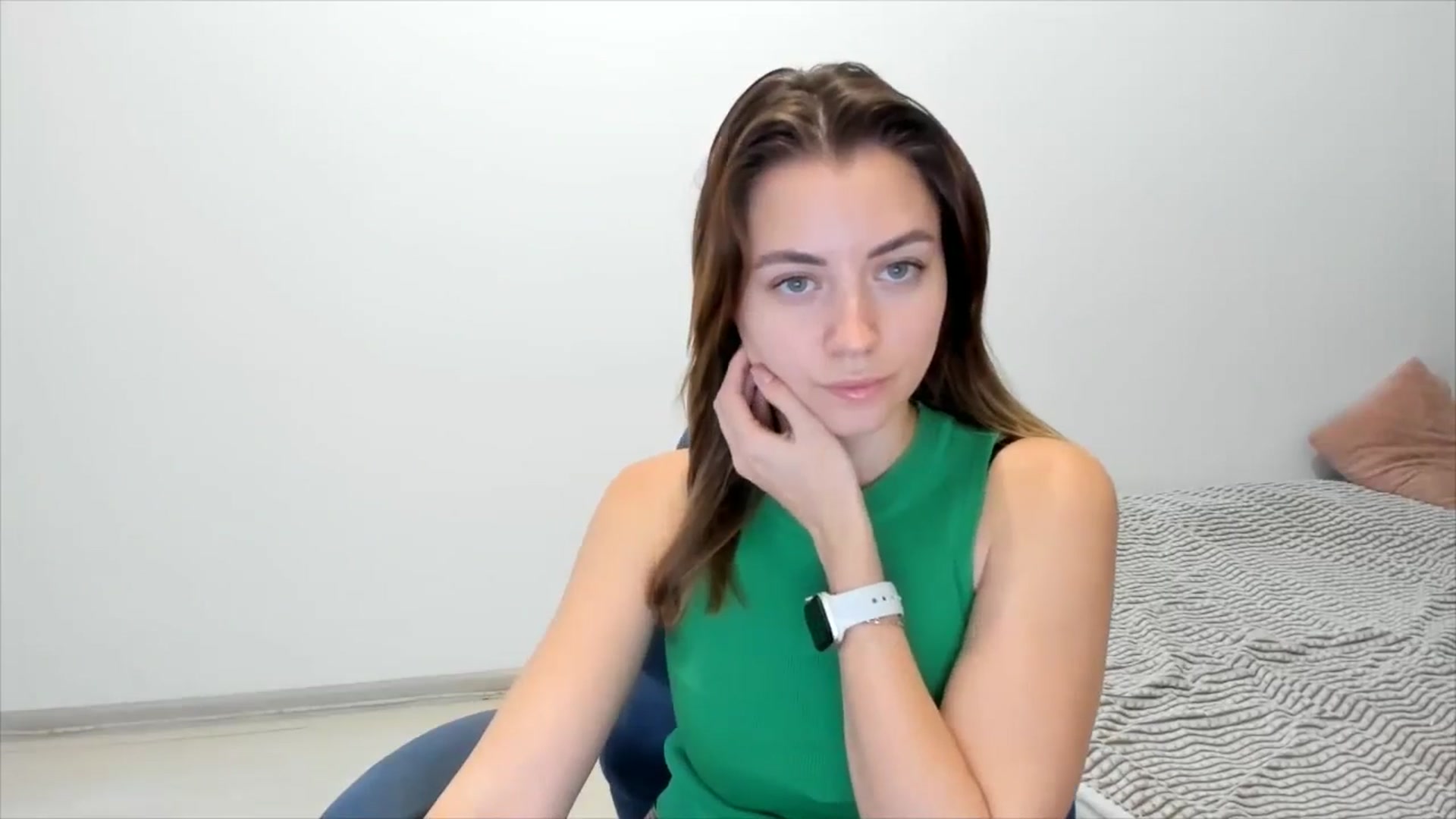 Gallery image thumbnail from Sulfate0's myfreecams stream on, 11/30/2024, 10:36 image 8 of 20