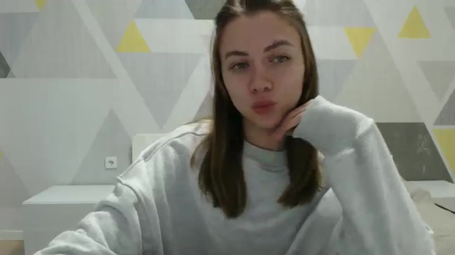 Gallery image thumbnail from Sulfate0's myfreecams stream on, 12/09/2024, 10:17 image 9 of 20
