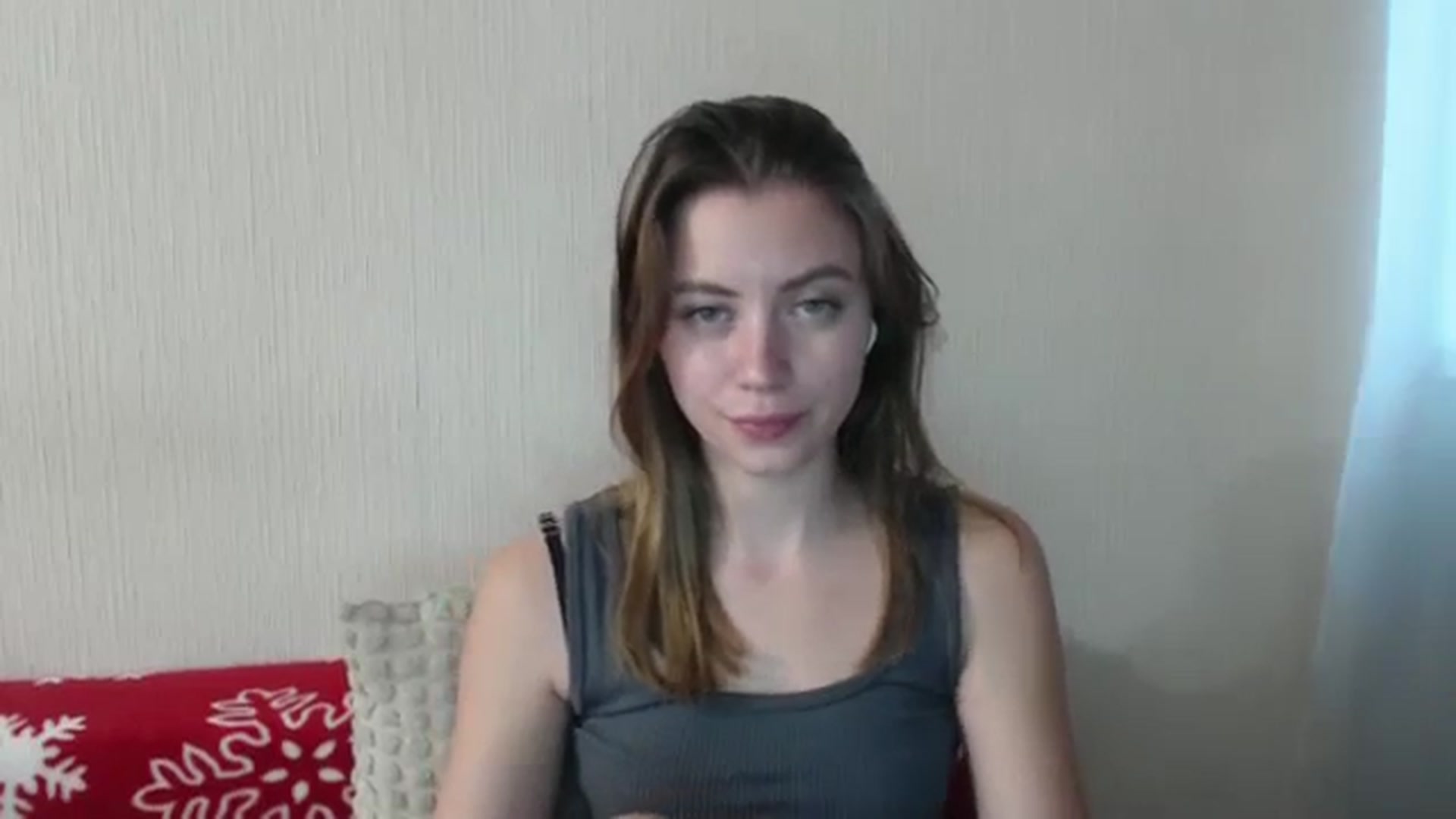 Gallery image thumbnail from Sulfate0's myfreecams stream on, 12/16/2024, 13:35 image 3 of 20