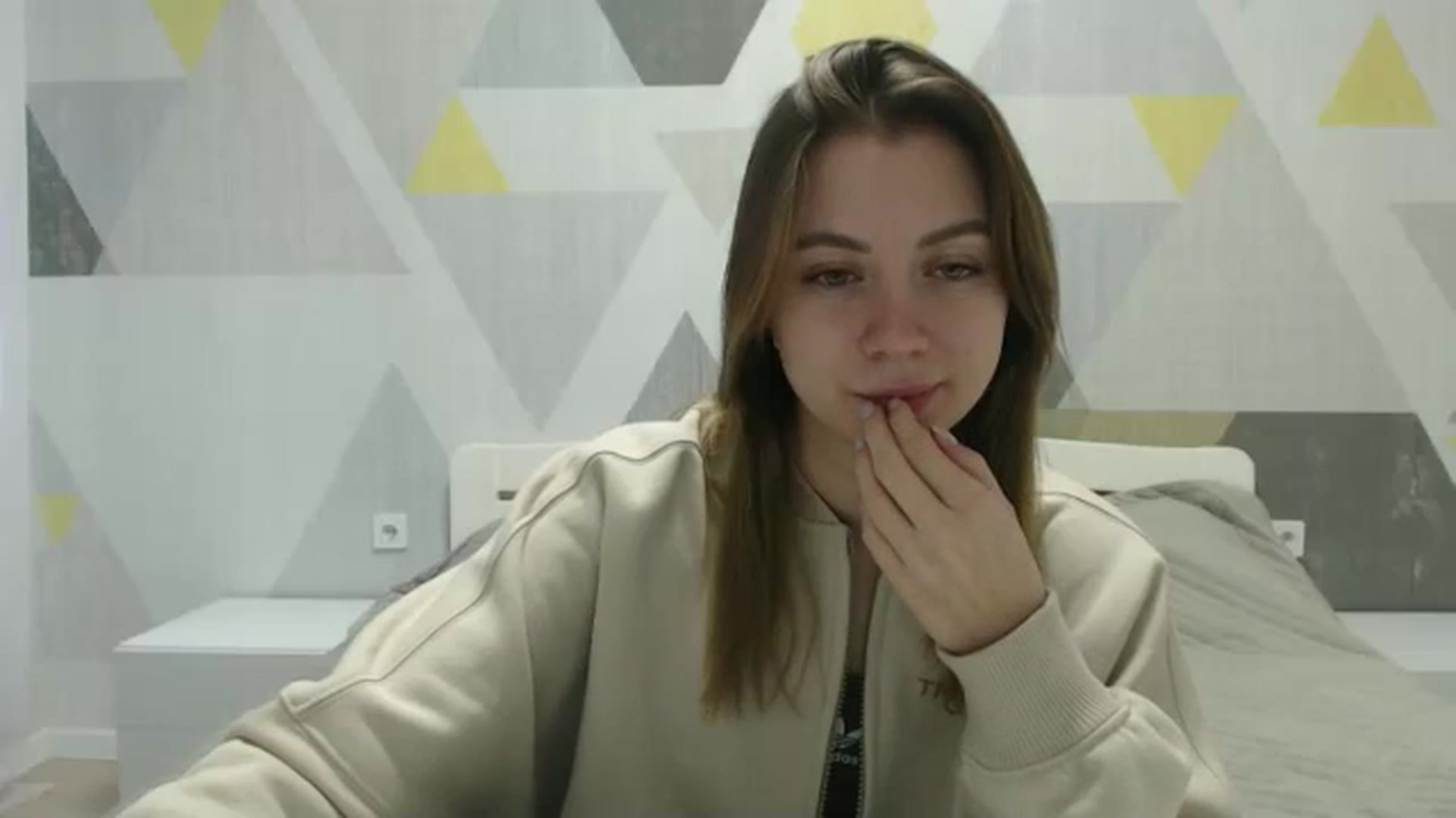 Gallery image thumbnail from Sulfate0's myfreecams stream on, 12/18/2024, 07:28 image 10 of 20