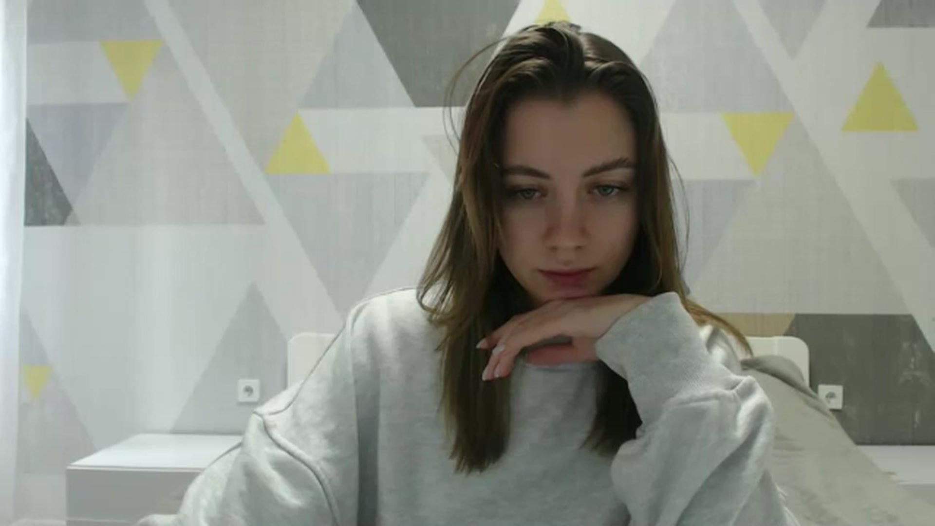Gallery image thumbnail from Sulfate0's myfreecams stream on, 12/19/2024, 08:18 image 14 of 20
