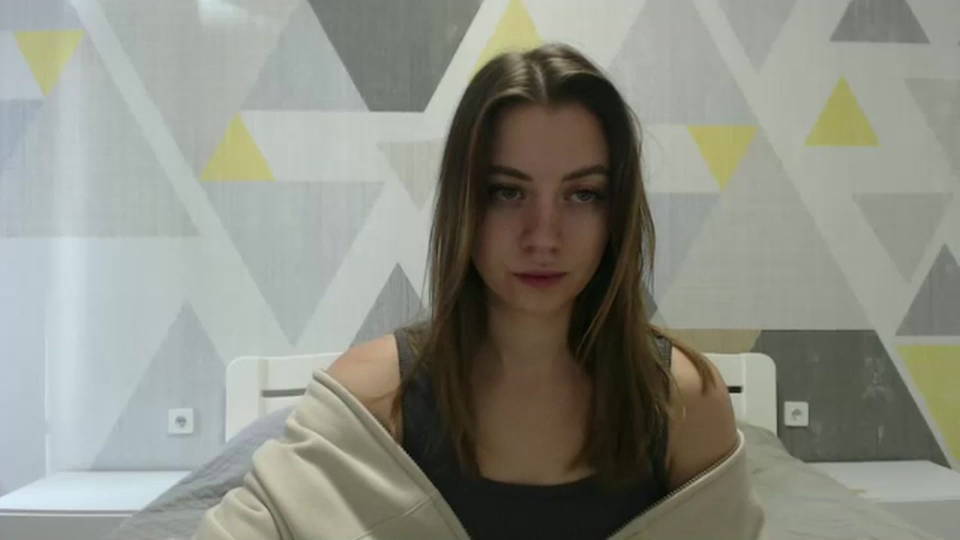 Gallery image thumbnail from Sulfate0's myfreecams stream on, 12/20/2024, 08:56 image 13 of 20