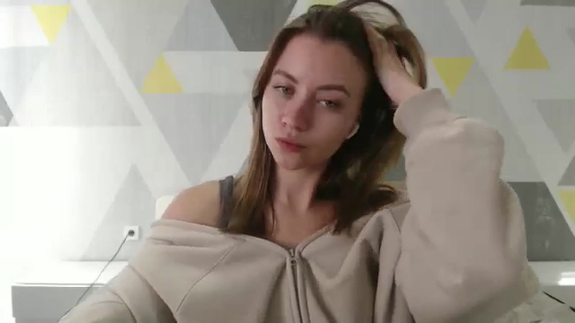 Gallery image thumbnail from Sulfate0's myfreecams stream on, 12/20/2024, 10:37 image 15 of 20