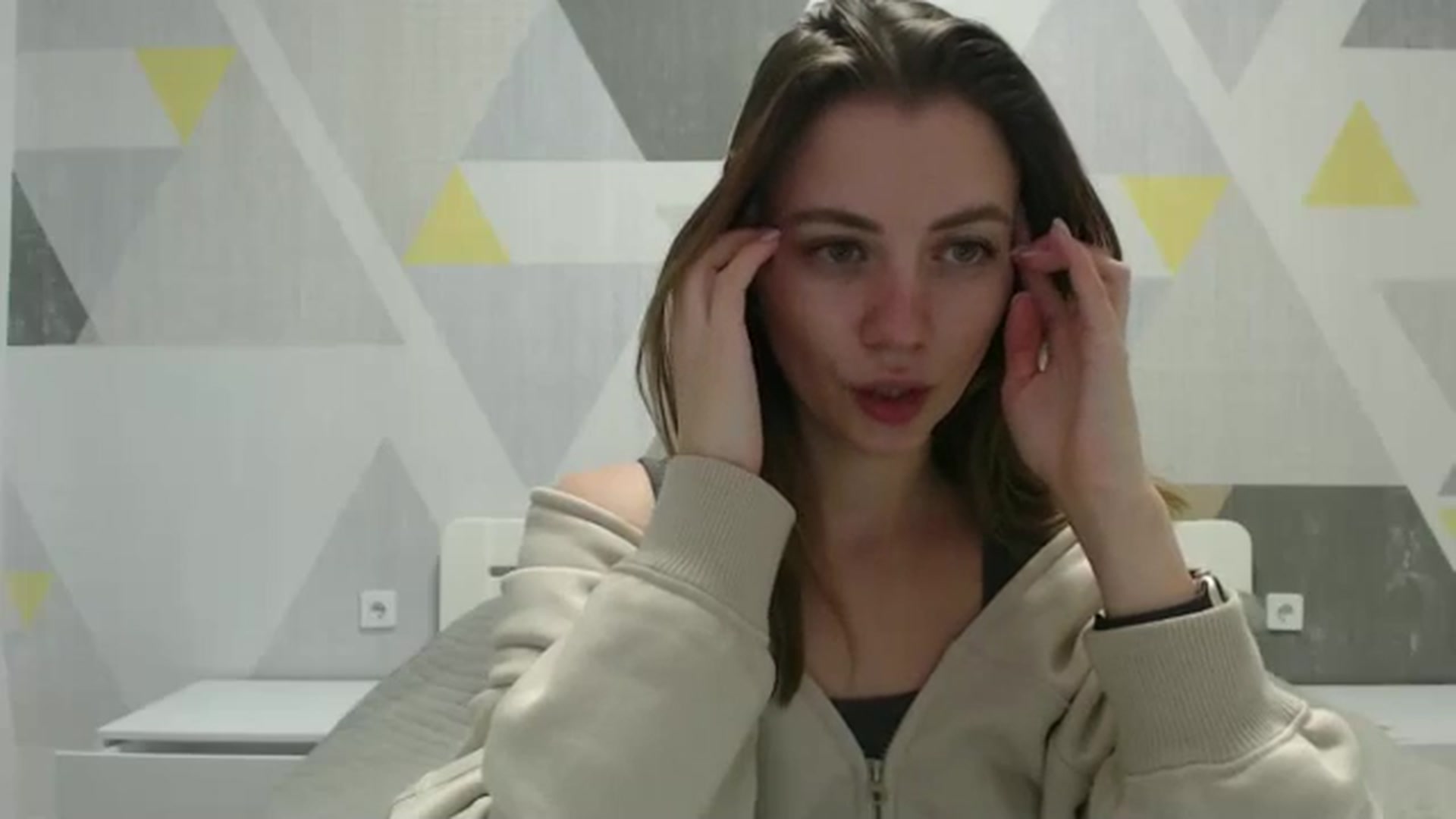Gallery image thumbnail from Sulfate0's myfreecams stream on, 12/21/2024, 09:41 image 18 of 20