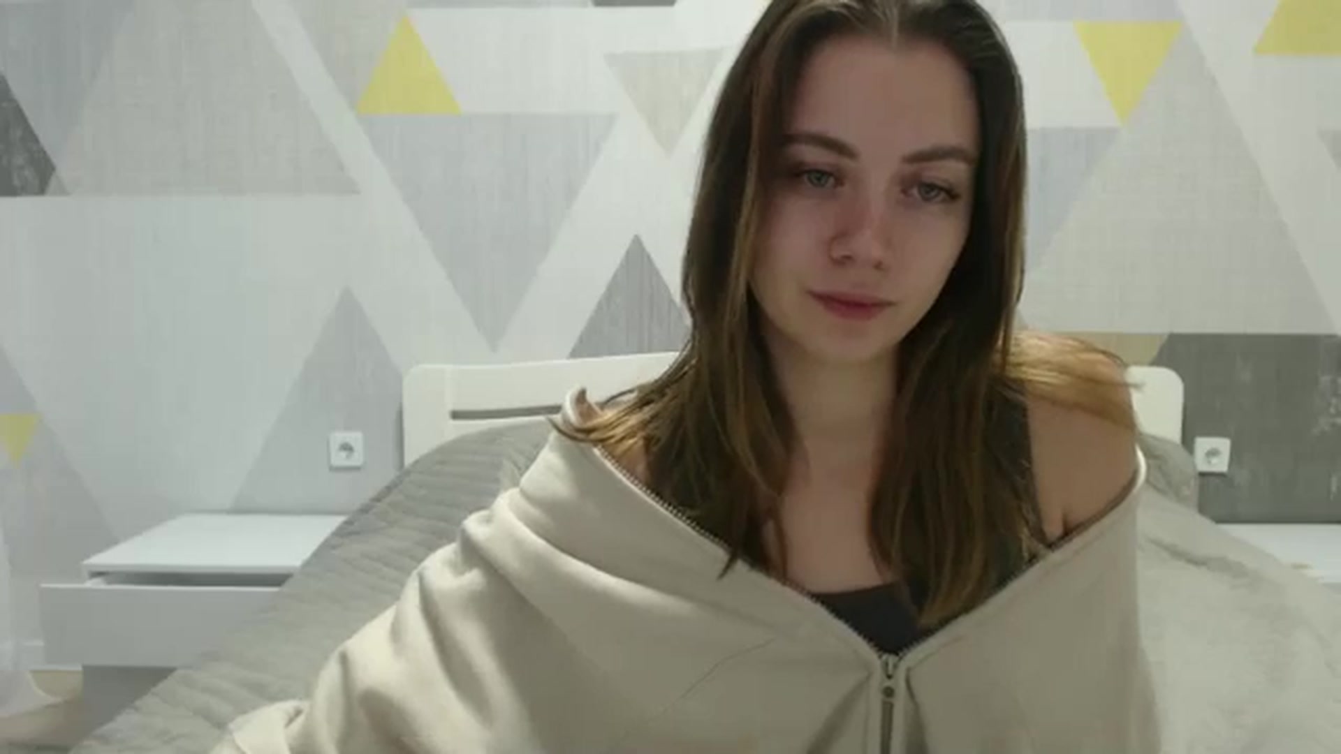 Gallery image thumbnail from Sulfate0's myfreecams stream on, 12/21/2024, 10:49 image 18 of 20