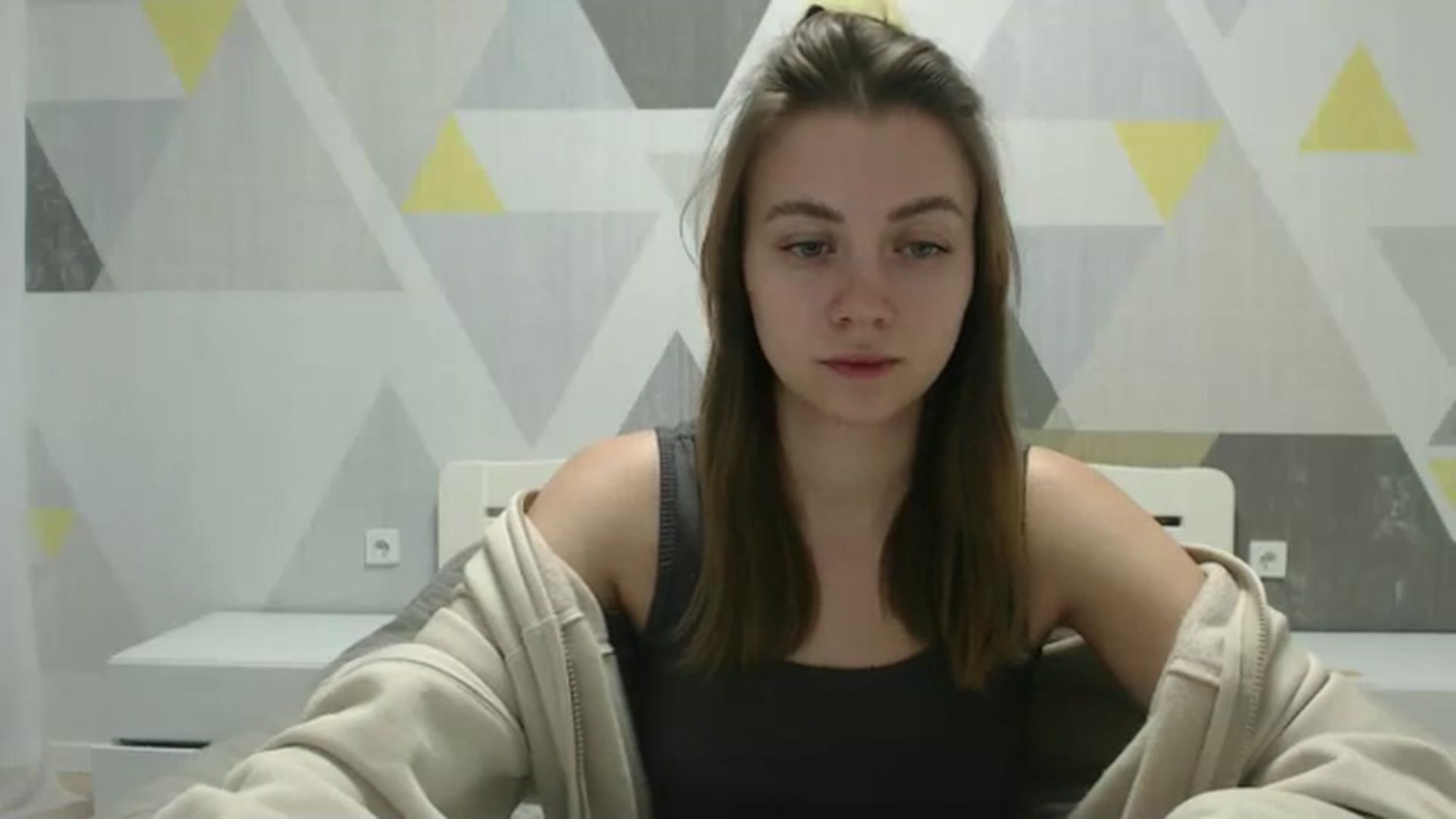 Gallery image thumbnail from Sulfate0's myfreecams stream on, 12/23/2024, 09:36 image 18 of 20