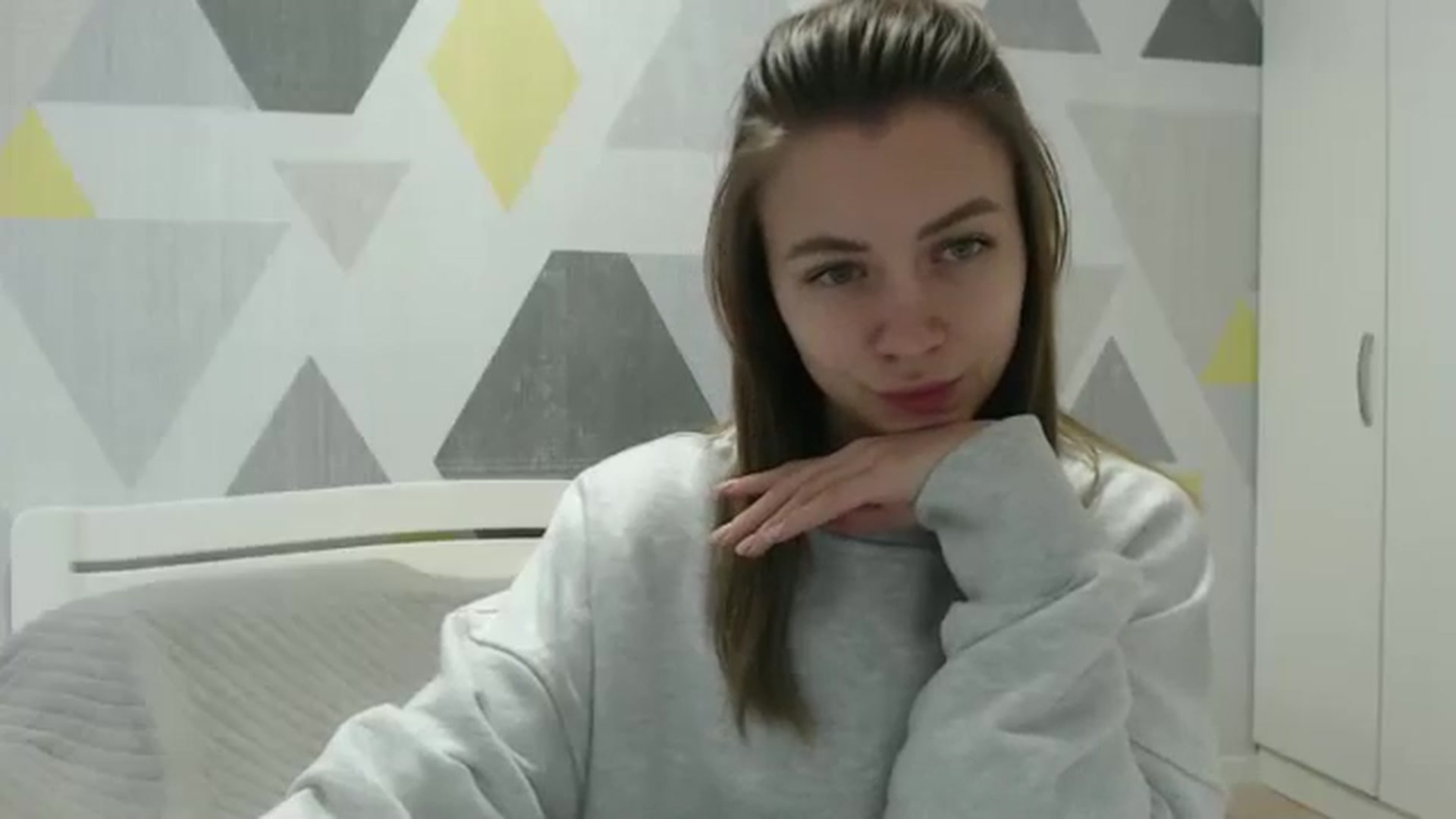 Gallery image thumbnail from Sulfate0's myfreecams stream on, 12/24/2024, 09:42 image 9 of 20