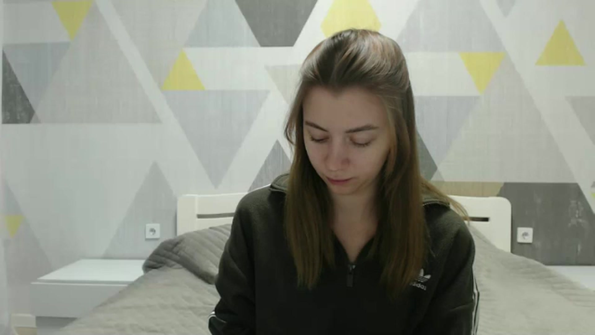 Gallery image thumbnail from Sulfate0's myfreecams stream on, 12/27/2024, 07:44 image 20 of 20