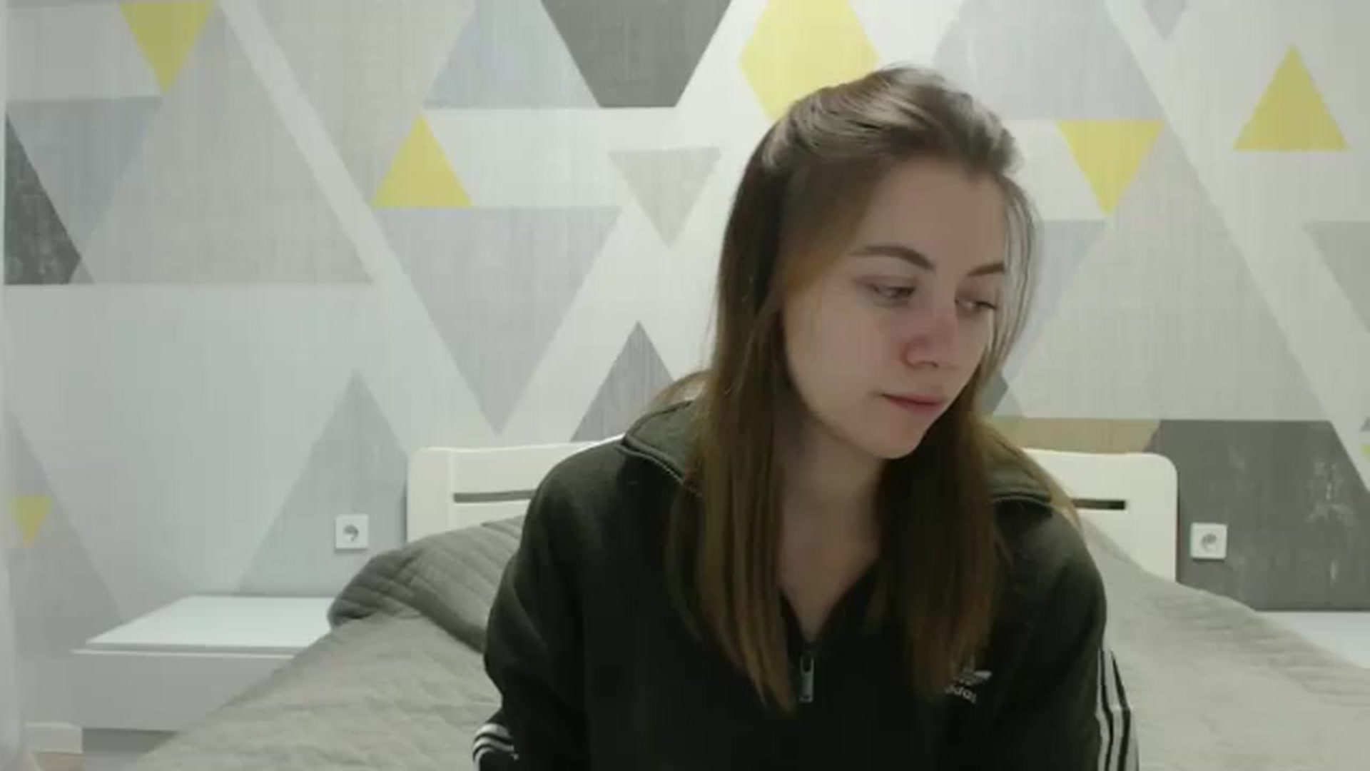 Gallery image thumbnail from Sulfate0's myfreecams stream on, 12/27/2024, 07:44 image 18 of 20