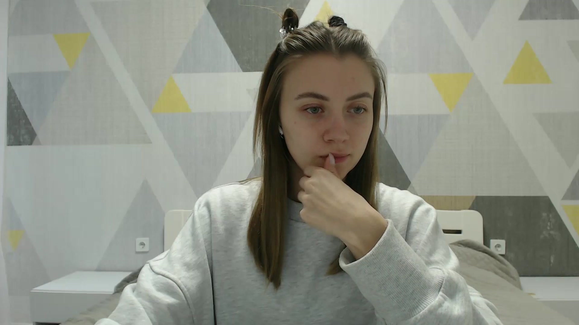 Gallery image thumbnail from Sulfate0's myfreecams stream on, 12/28/2024, 09:48 image 10 of 20
