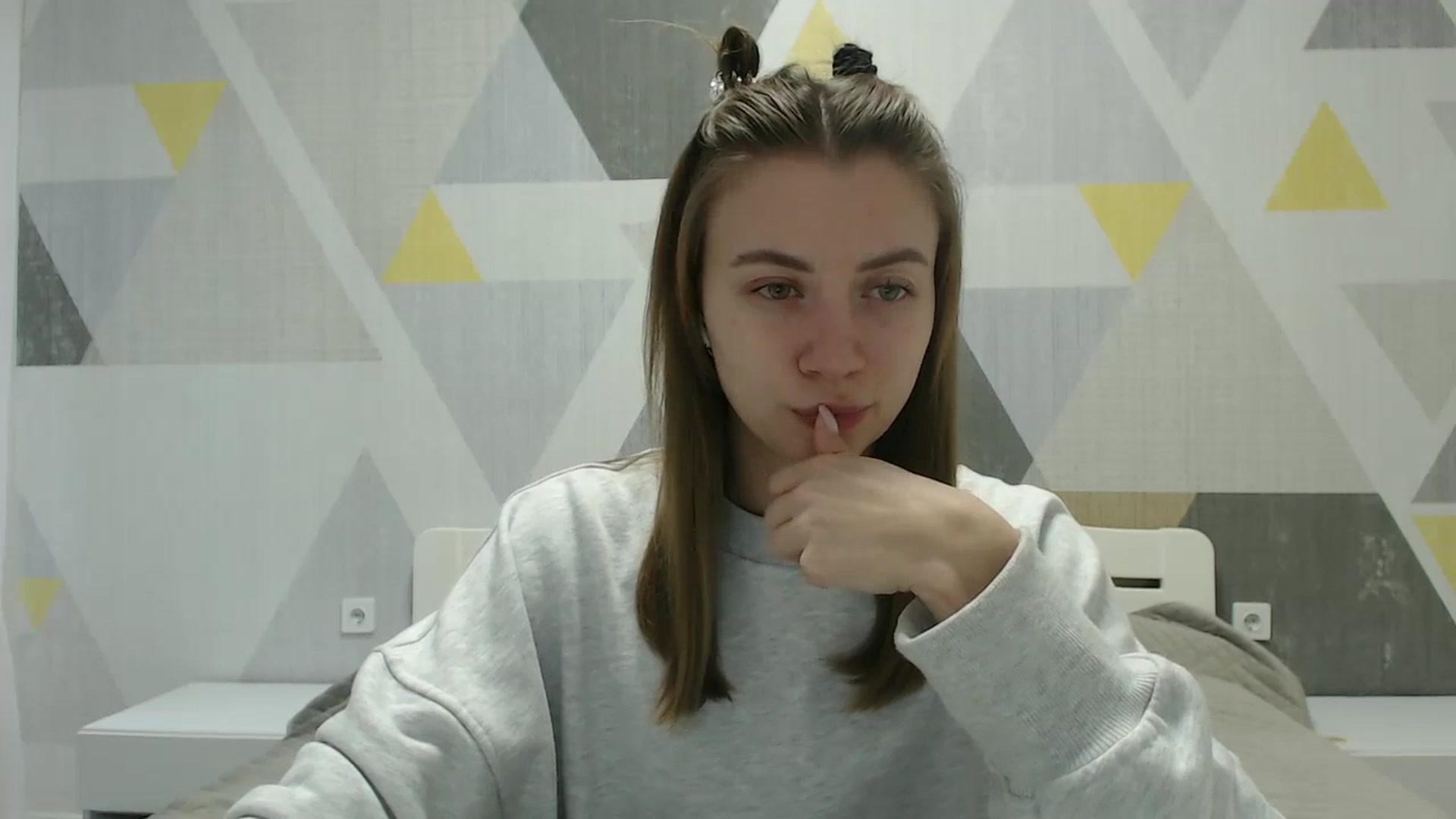 Gallery image thumbnail from Sulfate0's myfreecams stream on, 12/28/2024, 09:48 image 5 of 20