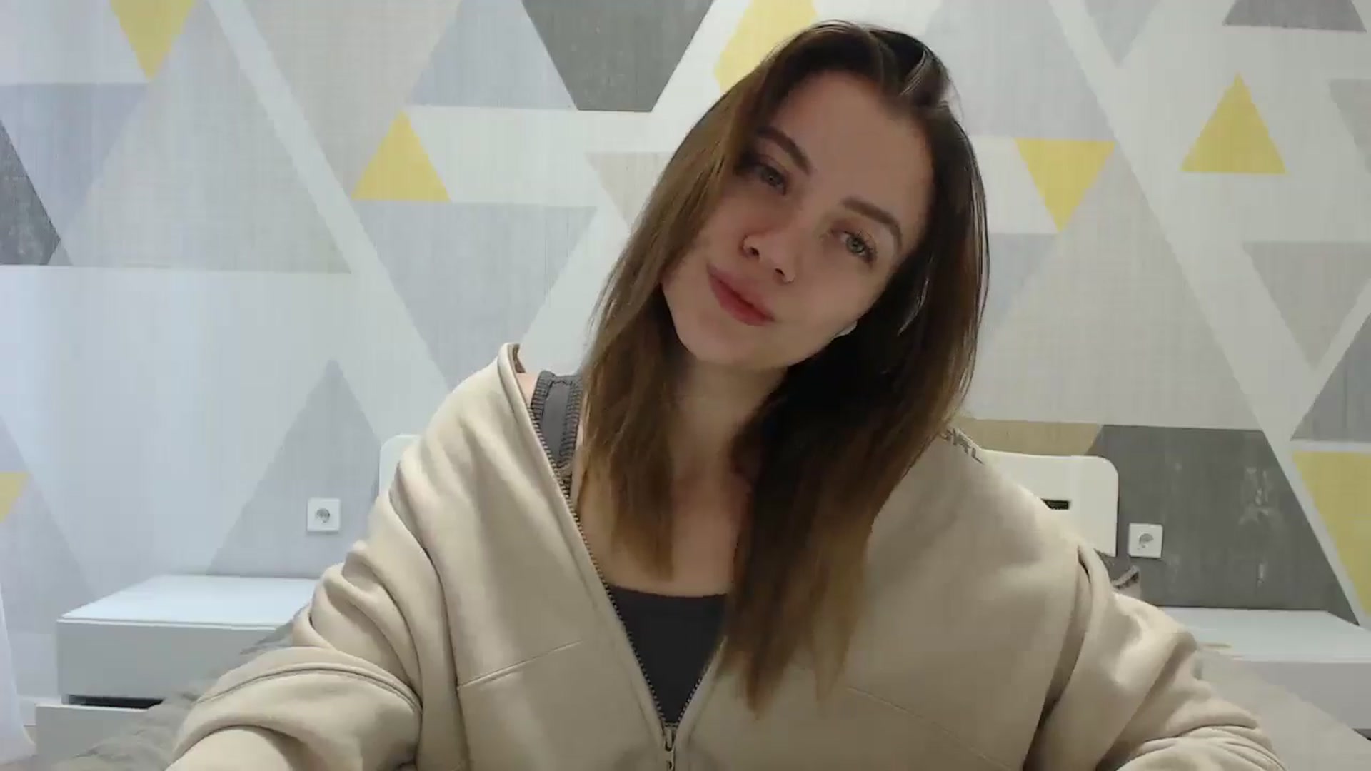 Gallery image thumbnail from Sulfate0's myfreecams stream on, 12/31/2024, 07:22 image 16 of 20