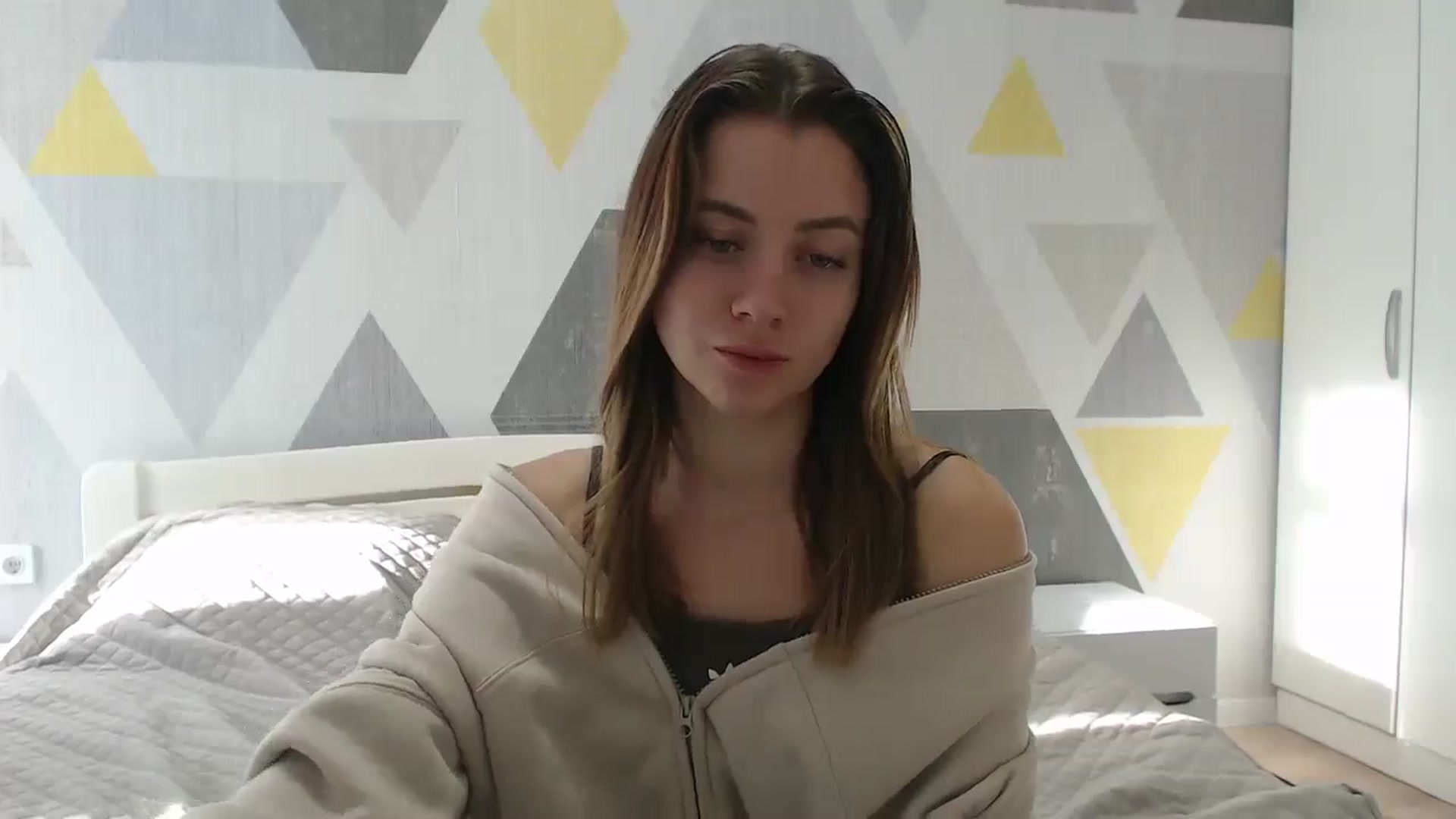 Gallery image thumbnail from Sulfate0's myfreecams stream on, 01/02/2025, 10:41 image 14 of 20