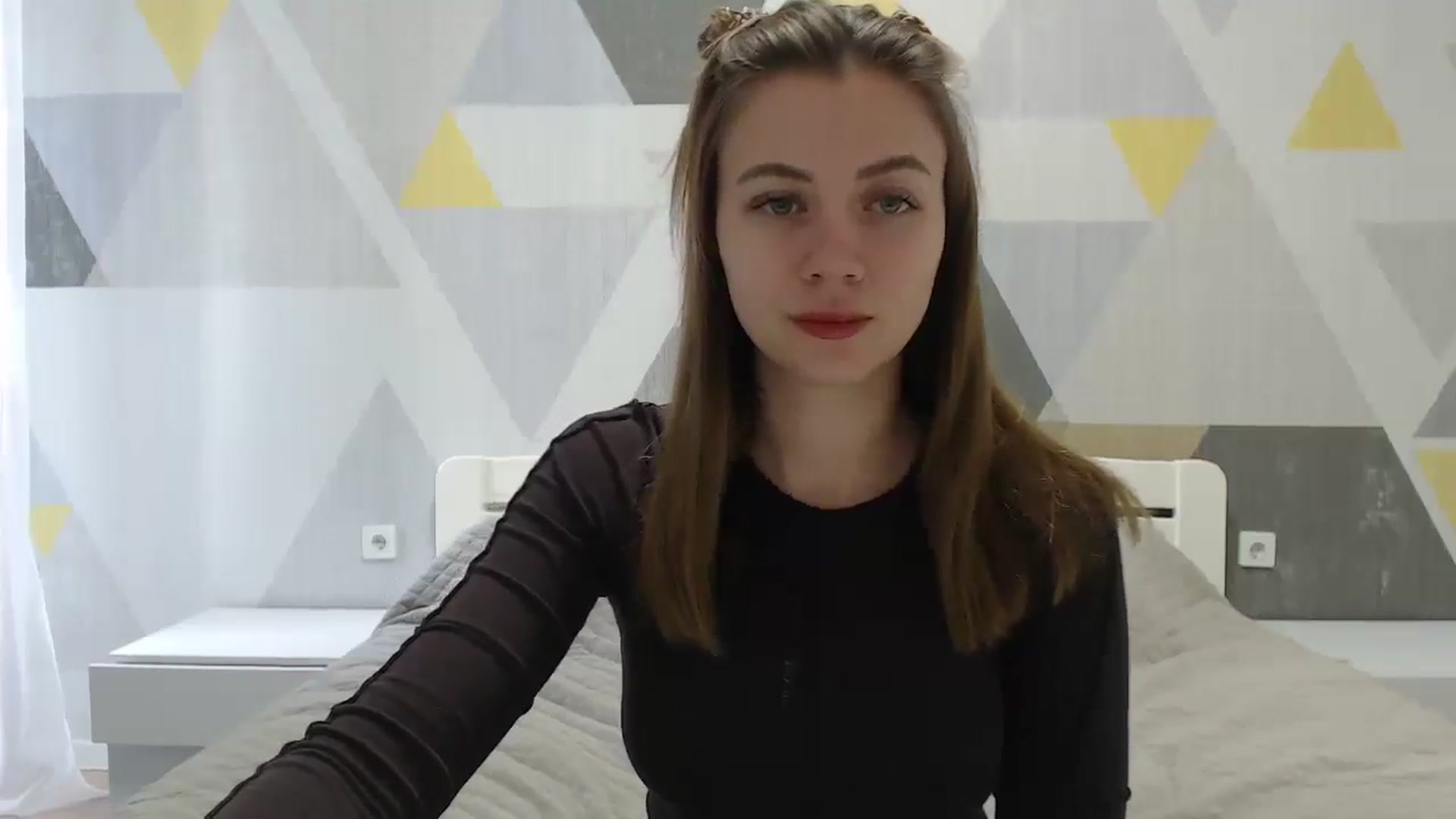 Gallery image thumbnail from Sulfate0's myfreecams stream on, 01/03/2025, 08:36 image 8 of 20