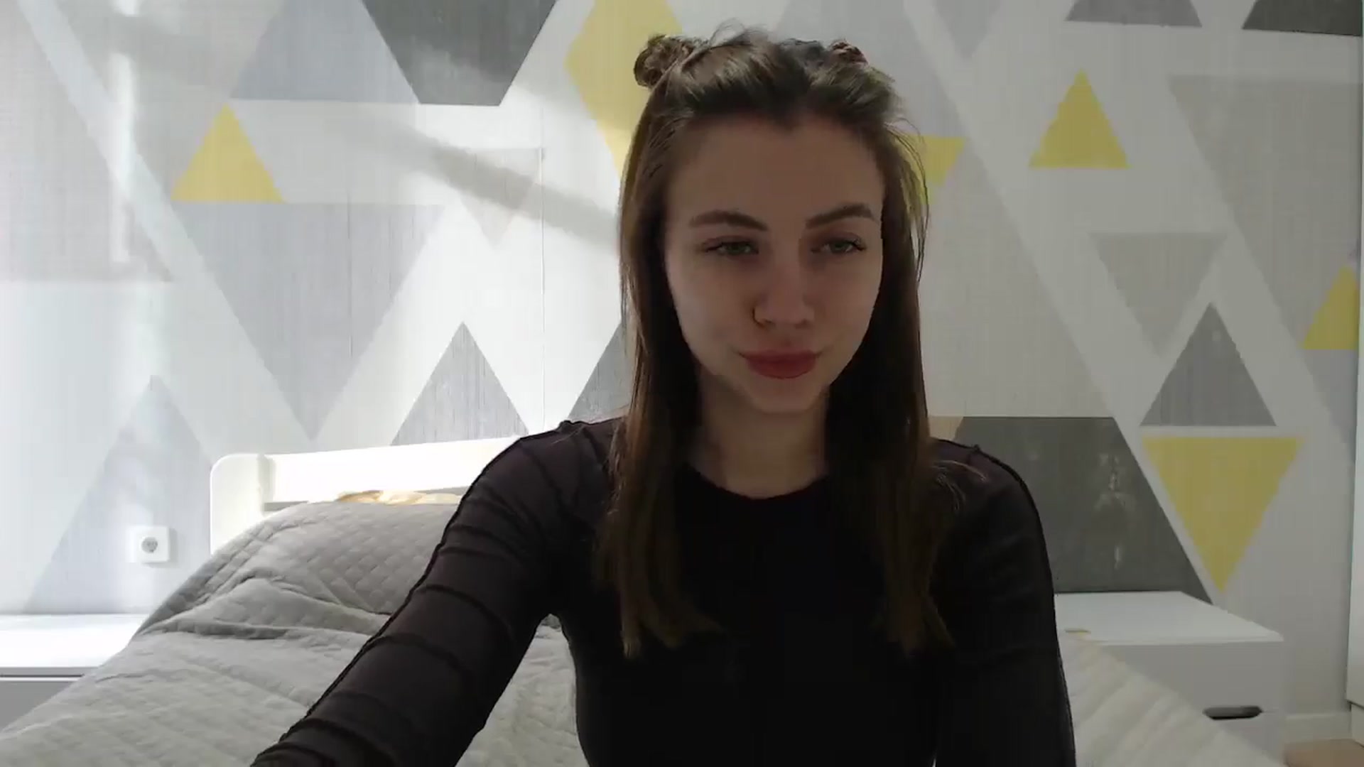 Gallery image thumbnail from Sulfate0's myfreecams stream on, 01/03/2025, 09:41 image 18 of 20